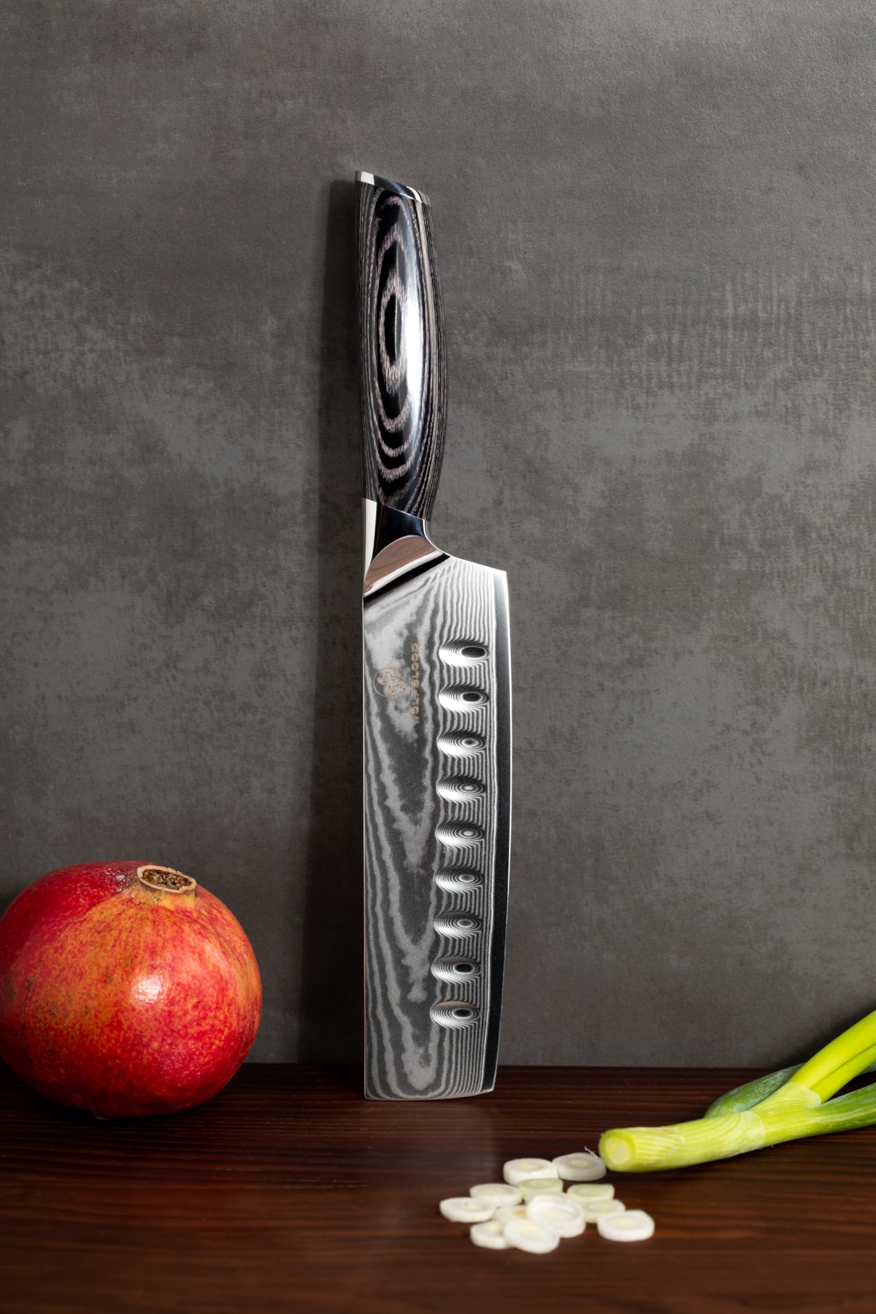 Wolfblood PRO Damastmesser Nakirimesser XL (31cm) TÜV geprüfter 62 HRC Damaststahl aus 67 Lagen I Damast-Küchenmesser Hackmesser mit Holzgriff Geschenkbox und Klingenschutz