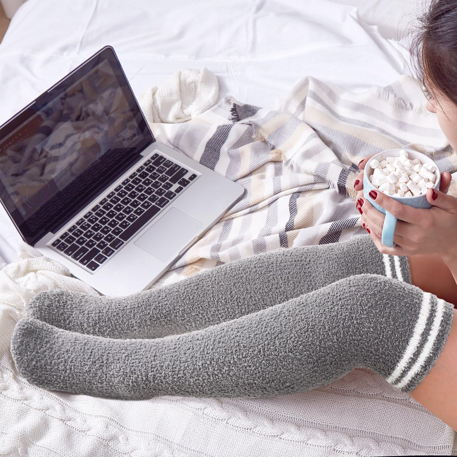Geyoga 5 pares de calcetines altos hasta el muslo para mujer, calcetines mullidos, cálidos, gruesos, cómodos, suaves, mullidos, acogedores, calcetines de felpa de invierno para mujeres y hombres, ropa