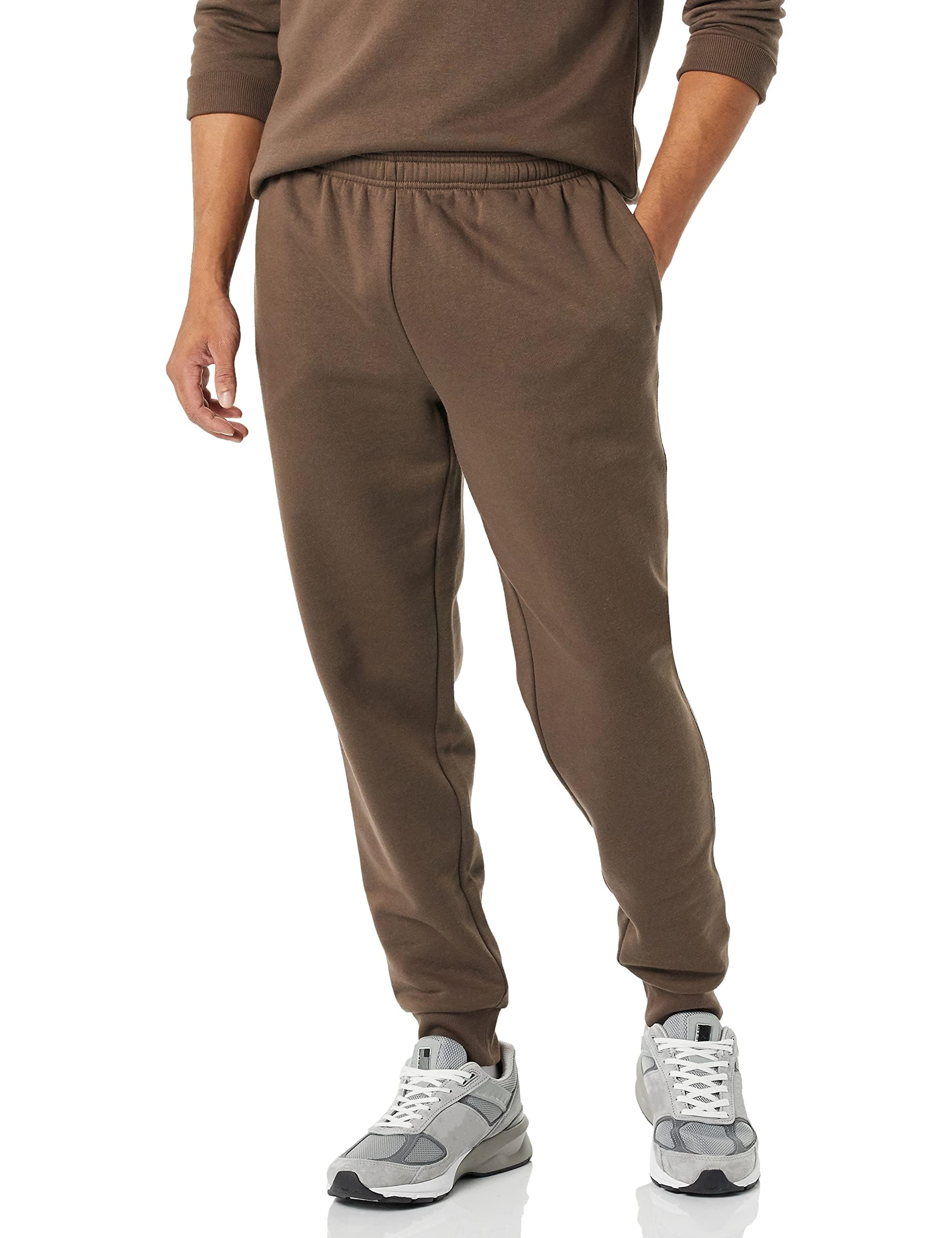 Amazon Essentials Herren Entspannte Jogginghose, Fleece, Bequeme Passform