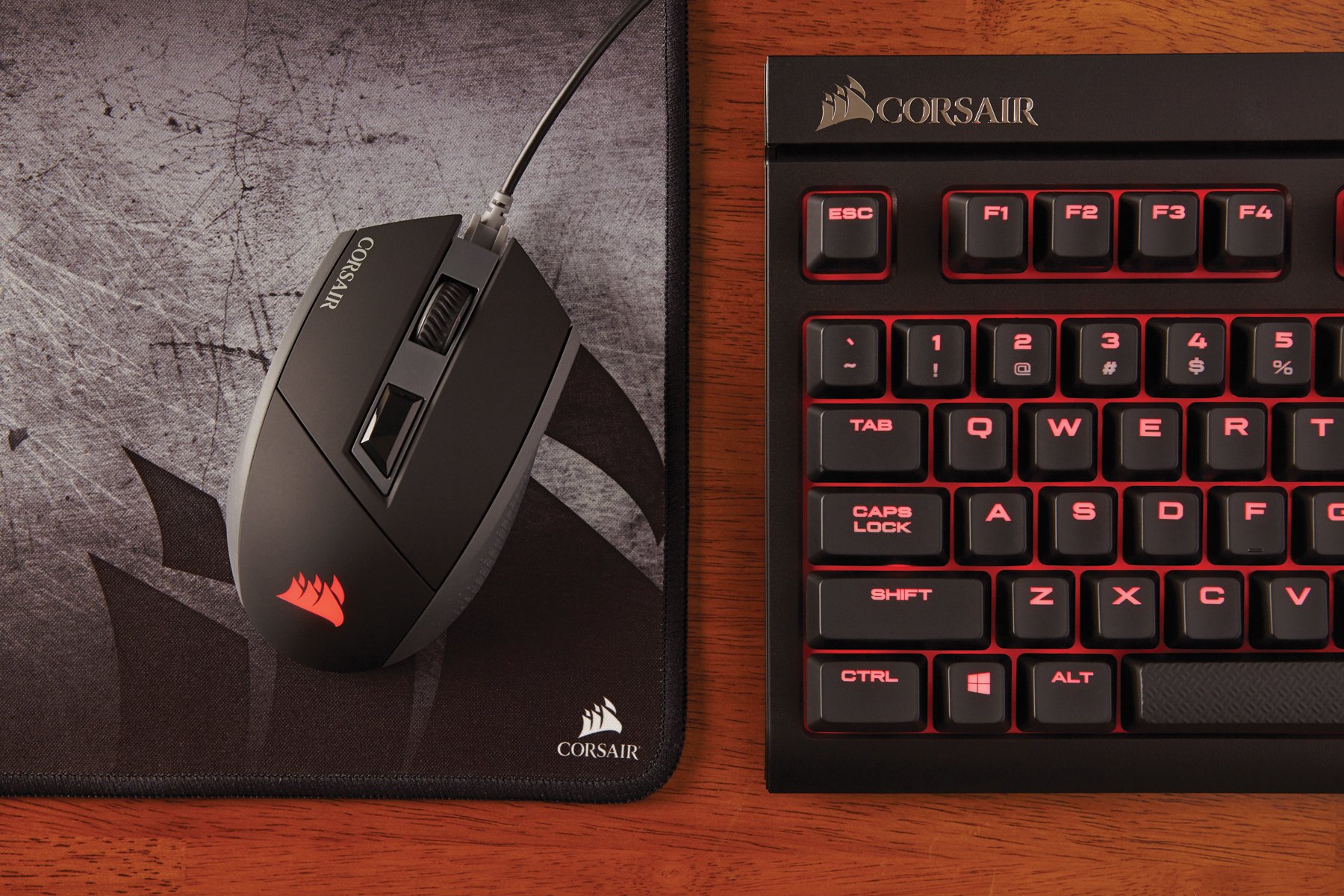 Corsair Katar Mouse Ottico da Gioco, Ambidestro, 8000 DPI, con Cavo, Nero