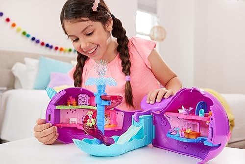 Miniatura 10 de Polly Pocket Muñecas, juegos y juguetes de viaje, 4 muñecas, 1 vehículo, más de 25 accesorios, Resort Roll Away