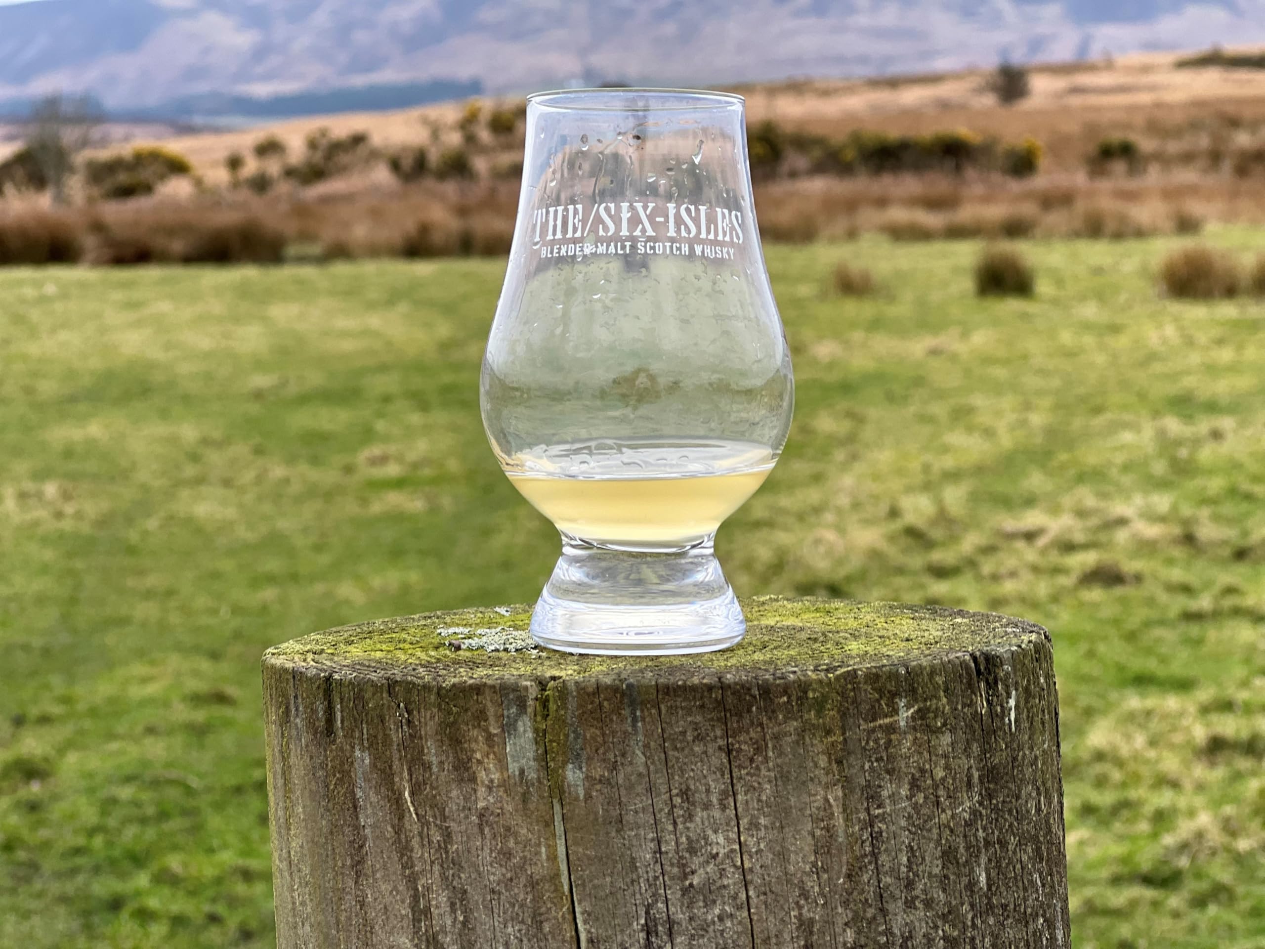 Amazon.co.jp: アイランズ・ブレンデッド・ウイスキー ザ・シックス