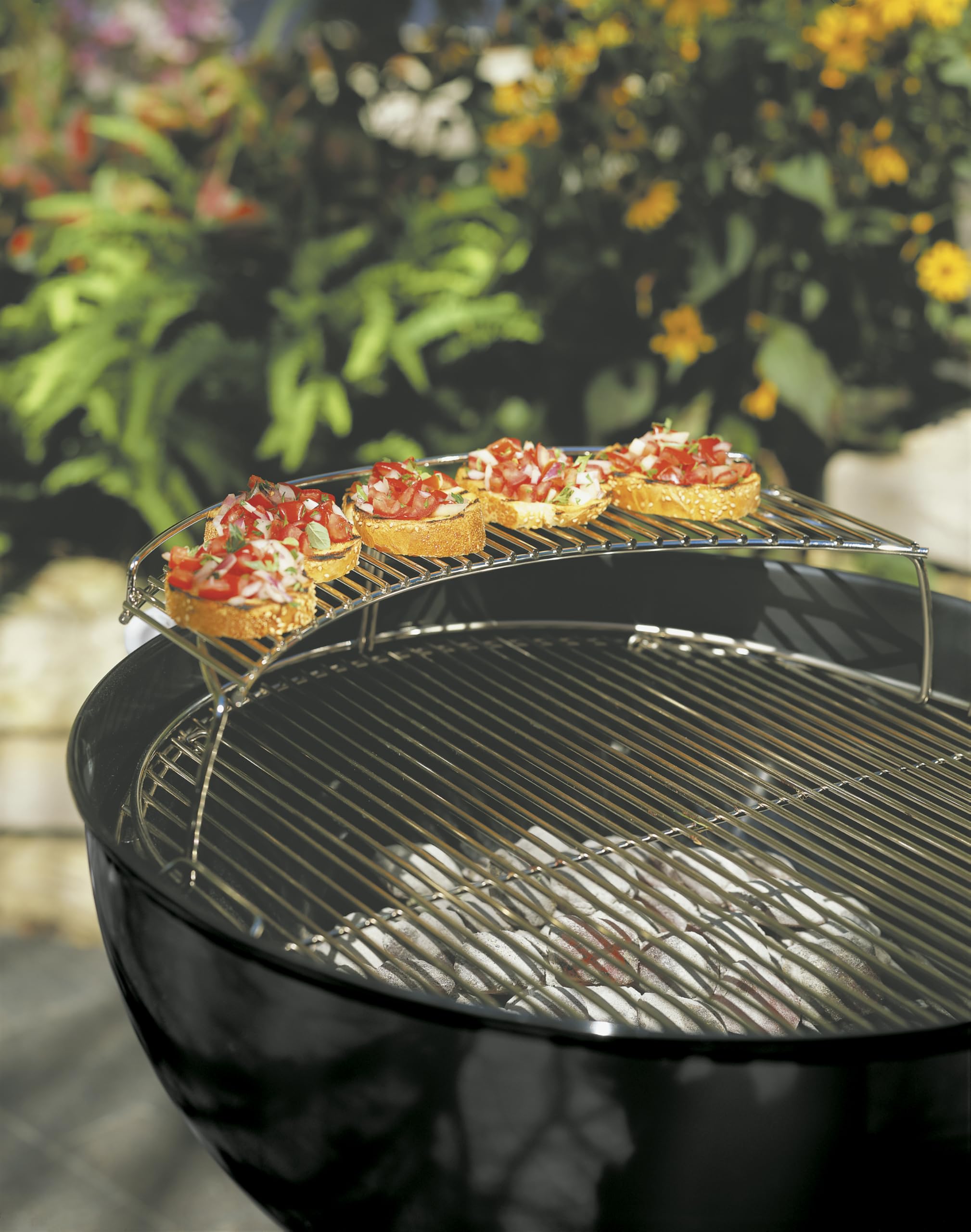 Weber 8417 Warmhalterost, für Holzkohlegrills mit 57 cm, Schwarz