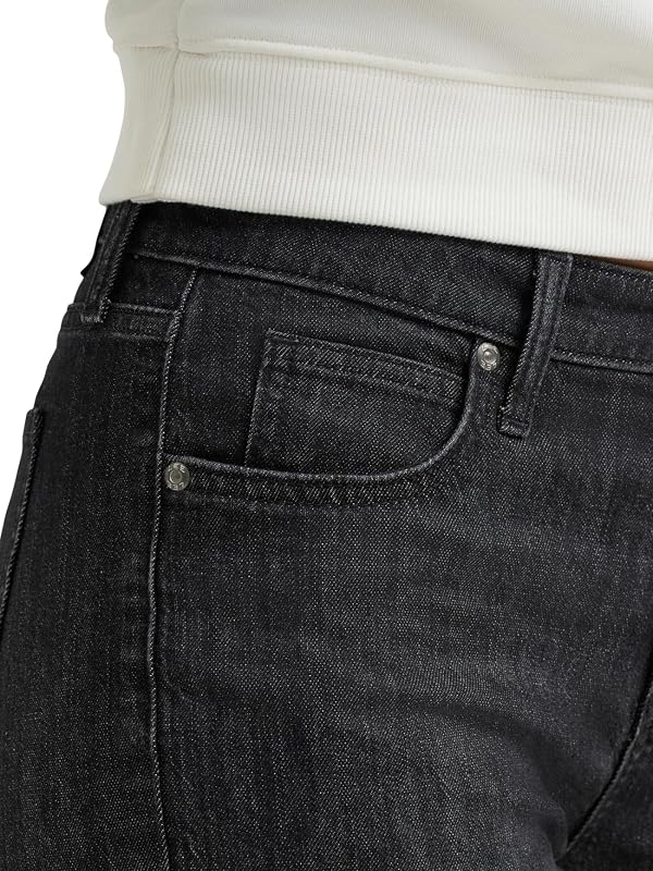 Lee Women's Legendary Relaxed Straight Jean, by Moonlight, 4 by Lee - Used condition - Image 3
