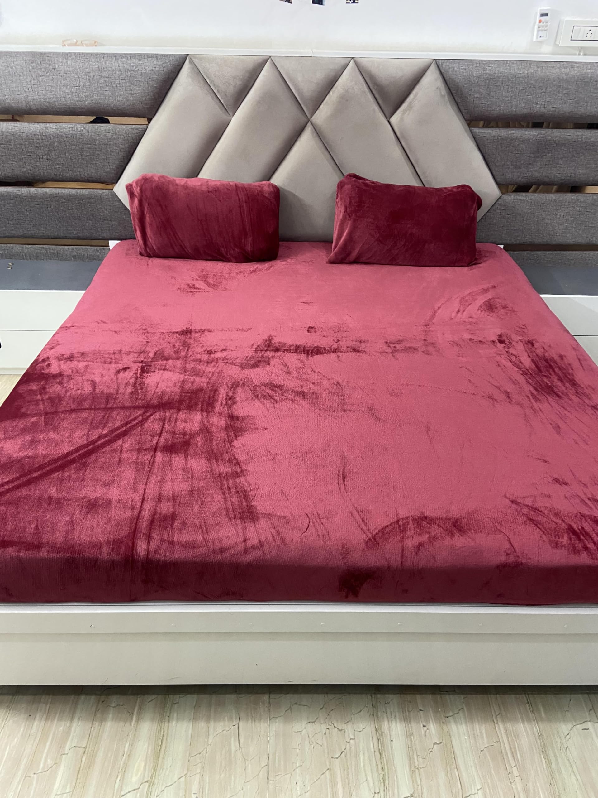 TIB Warm Flannel Winter Bedsheets for Double Bed Elastic Fitted King Size | Velvet Bedsheet King Size with 2 Pillow Covers, 78x72 Inch | 300GSM, Pink, Pack of 3 (B0CNS7QDNK) Amazon Price History, Amazon Price Tracker