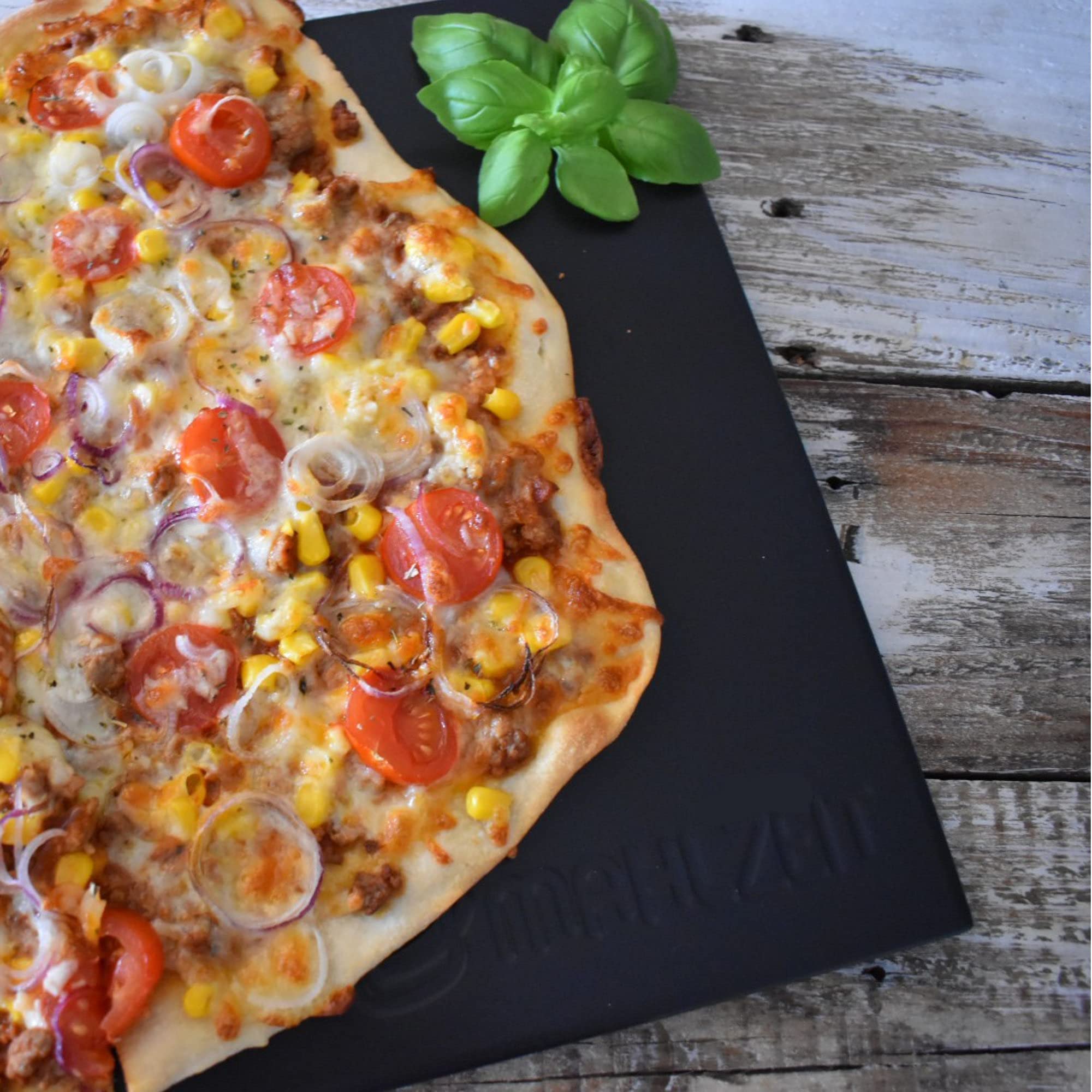 Mahlzeit Pierre à pizza carrée 38 x 30 cm | Plaque en cordiérite pour pizza et tarte flambée | Pour gril, four et barbecue à gaz | Surface de cuisson pour pain