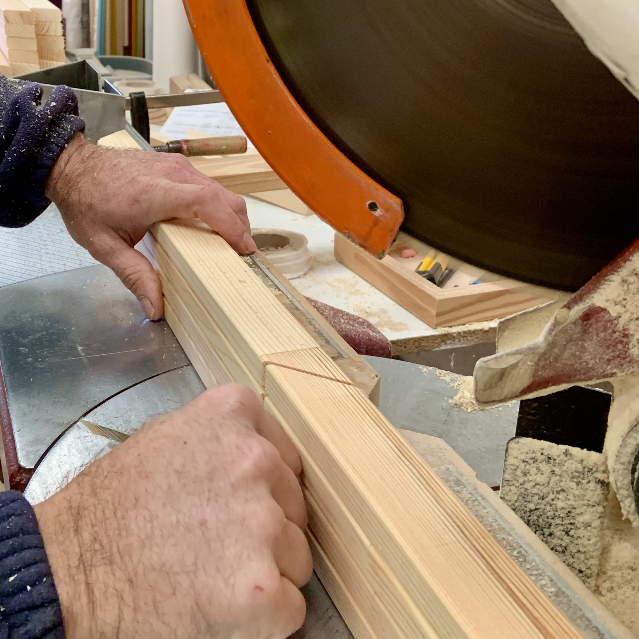 Alla prima. Rollo lienzo Supra para pintar de 85cm de ancho por 10 metros de largo