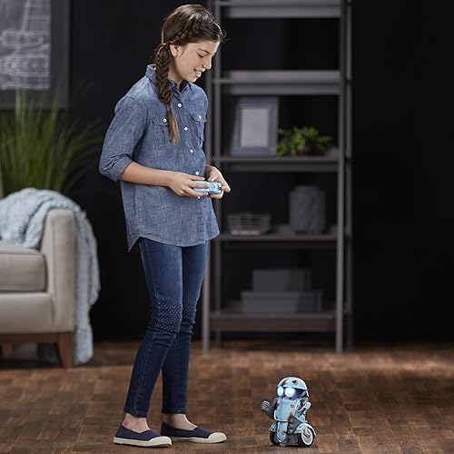 Miniatura 6 de Transformers: El último caballero Autobot Sqweeks RC