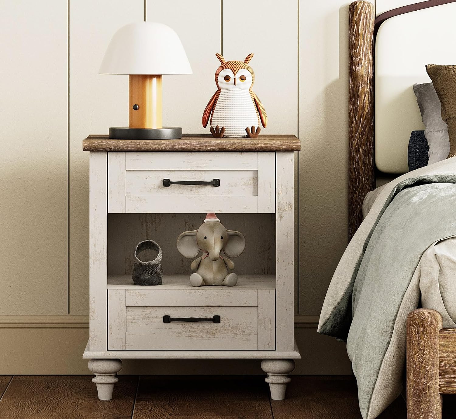 WAMPAT Side Table Nightstand with Charging Station & 2 Drawers, Farmhouse End Table for Living Room, Retro Night Stand Light Wood Bedside Table for Bedroom, Antique White