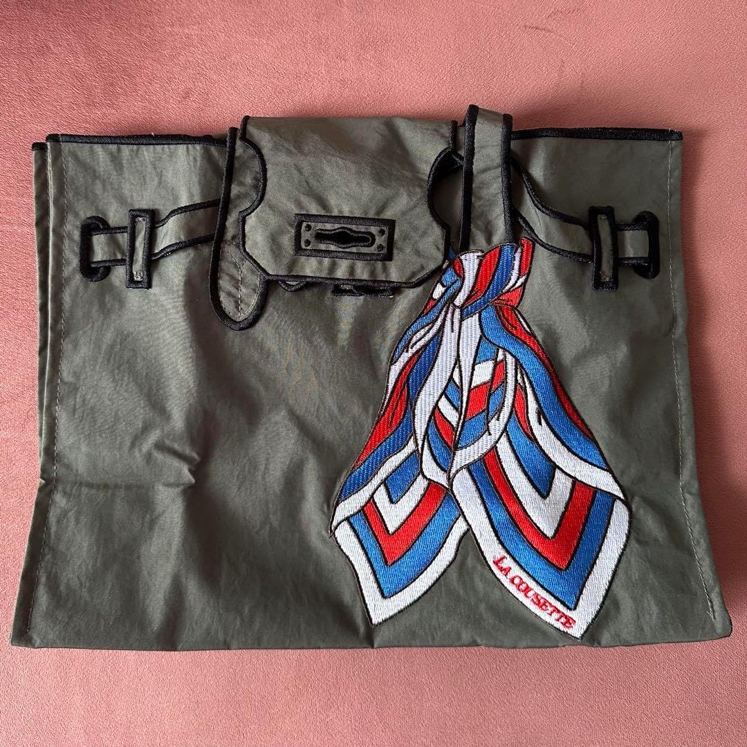 【海外限定】ウーバーイーツ配達バッグ（アーティストシリーズ/Melanie） 海外限定】ウーバーイーツ配達バッグ（アーティストシリーズ