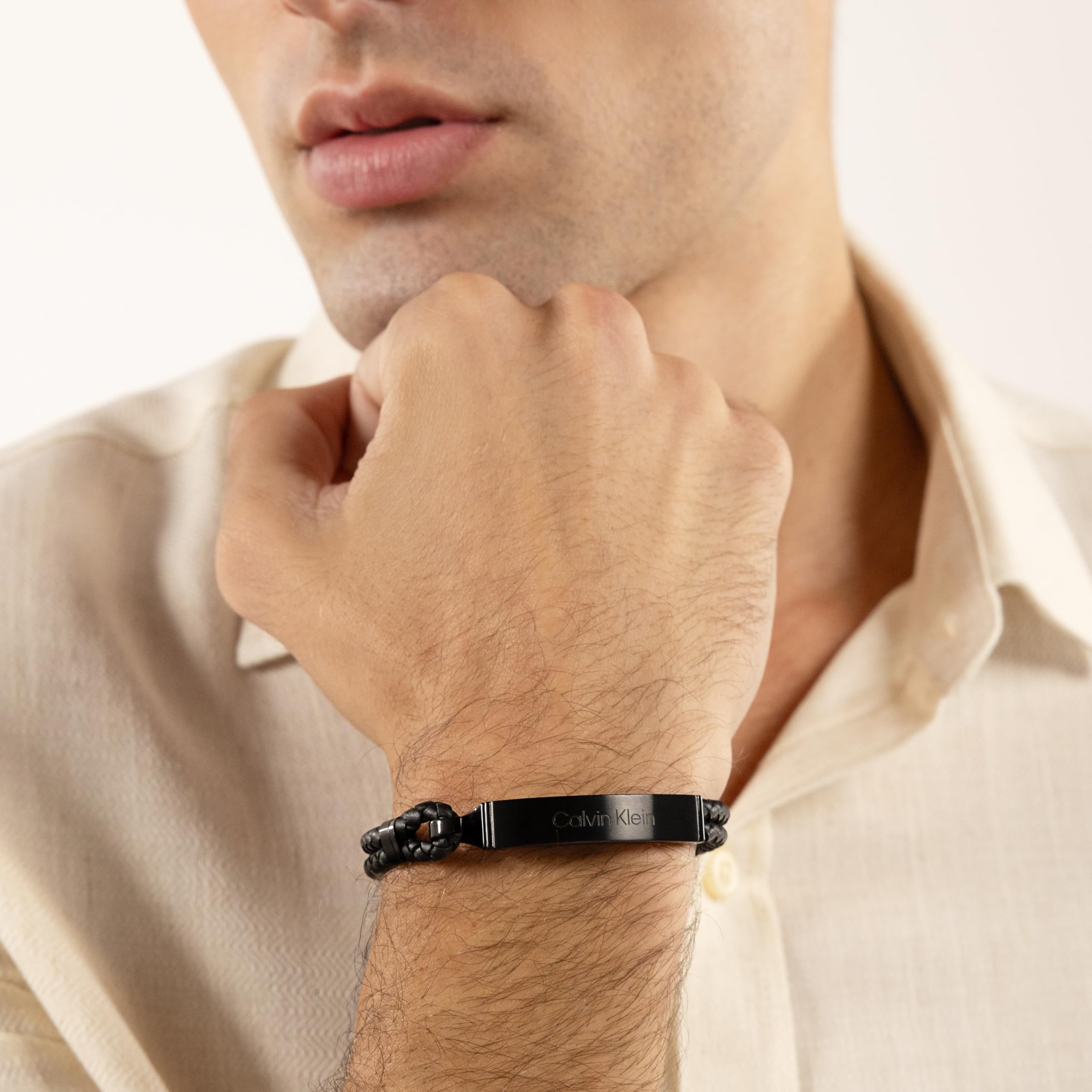 Calvin Klein Geflochtenes Lederarmband für Herren Kollektion CK ICONIC FOR HIM - Erhältlich in Braun oder Schwarz