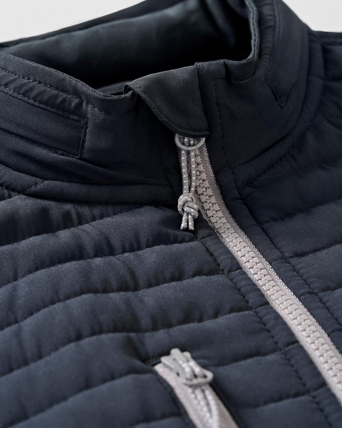 johnnie-O Crosswind Quilted Performance Vest Black/S