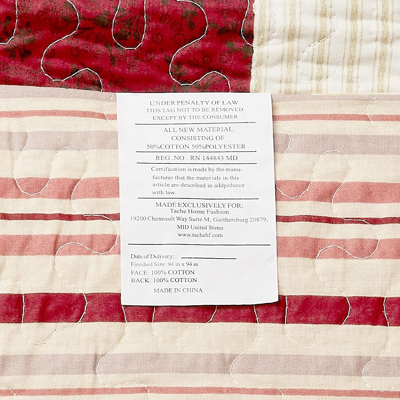 One-Day Sale: Up to 80% Off Tache Red Cotton Patchwork Quilt - Strawberry Field - Floral Country Cottage Reversible Bedspread Set - 5 Piece - Queen