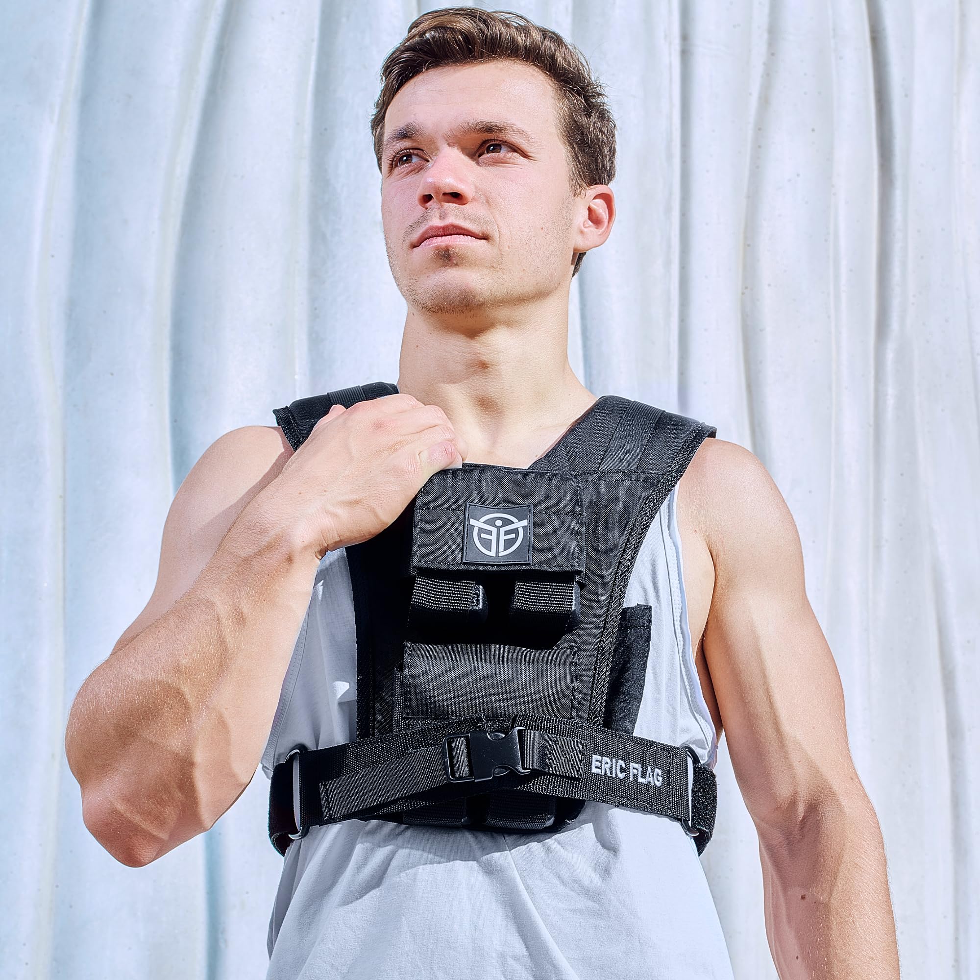 Eric Flag - Gilet Lesté 10kg Ajustable, Veste lestée Près du Corps avec Poids Amovibles en Fer, Adapté à Chaque Morphologie, pour Crossfit, Musculation, Street Workout et Course à pied