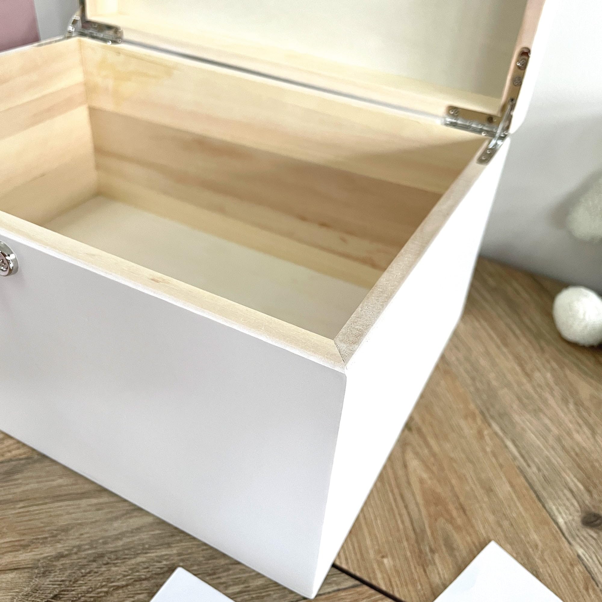 Caja de recuerdos de madera blanca con guirnalda rosa personalizada para baby shower, nuevo bebé, 27 x 19 x 14 cm