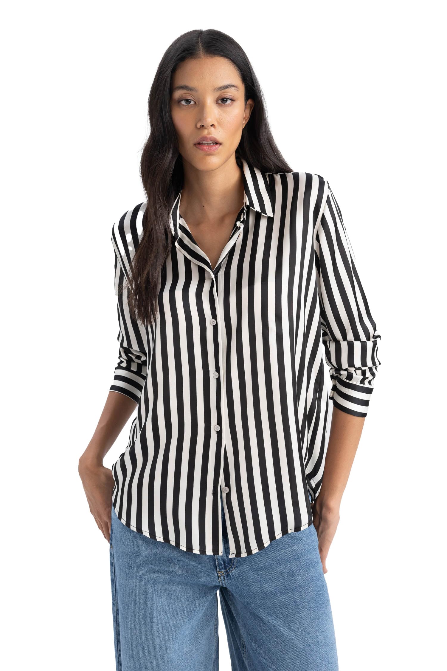 Kadın Oversize Fit Gömlek Yaka Saten Uzun Kollu Gömlek