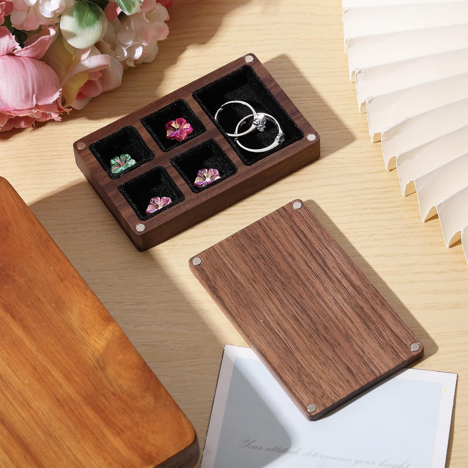 CHGCRAFT Solid Wooden Jewelry Display Case Jewelry Display Box 5 Compartment Storage Organize for Jewelry Bracelet Making Wooden Beading Mat, with Felt Bead Design Boards, Camel, 3.78×2.36×0.75 inch
