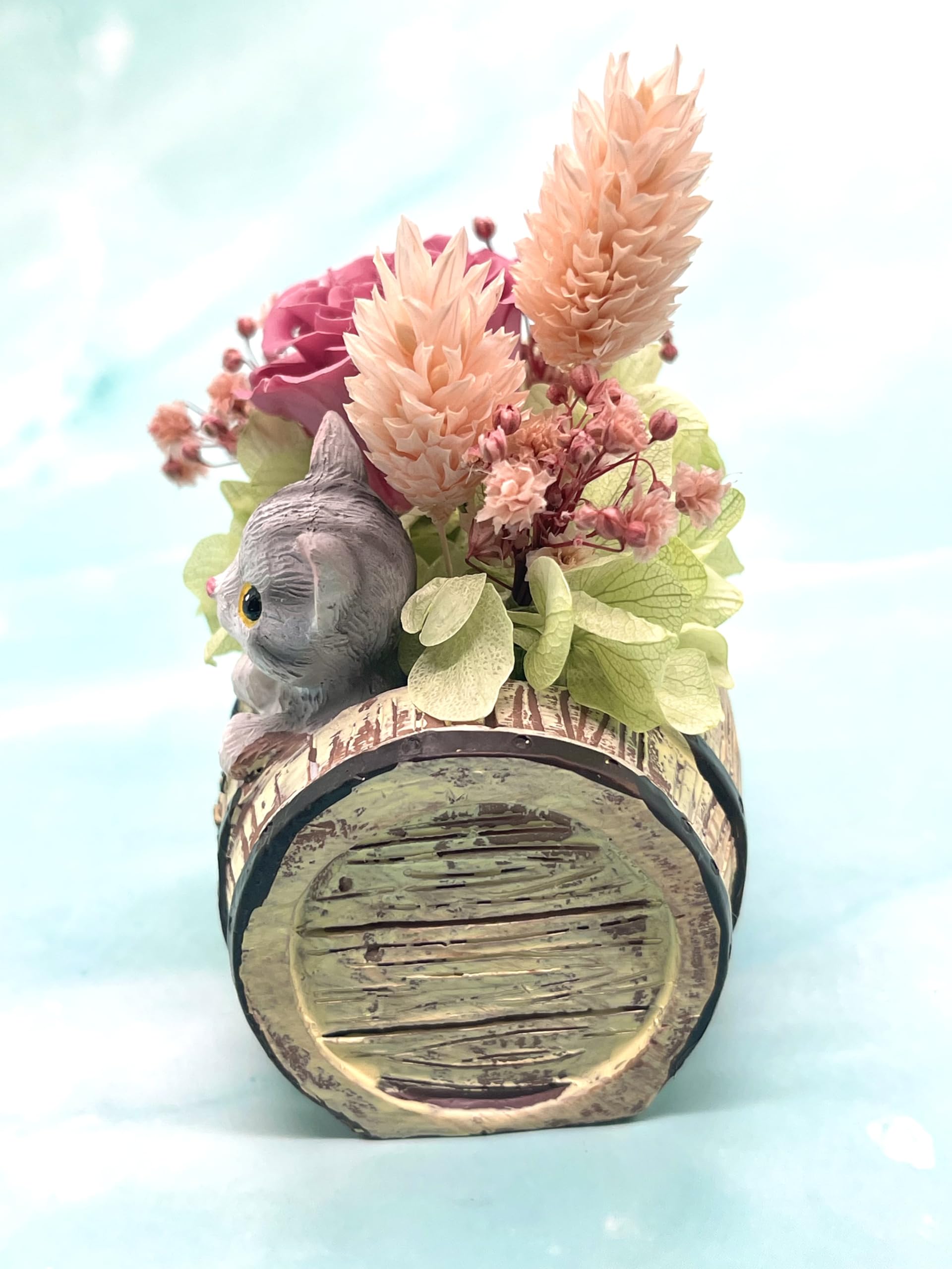 猫ちゃんのオブジェ、プリザつきアレンジメント 【公式通販】