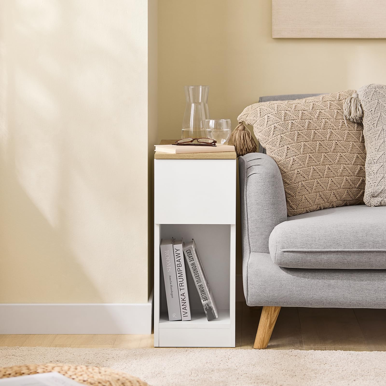 SoBuy Mesa Auxiliar Estrecha - Mesita de Noche con Estante de Almacenamiento y Cajones, Mesa de Noche Ahorra Espacio para Dormitorios Pequeños, 25 x 65 x 60 cm, Blanca y Natural - FBT162-WN