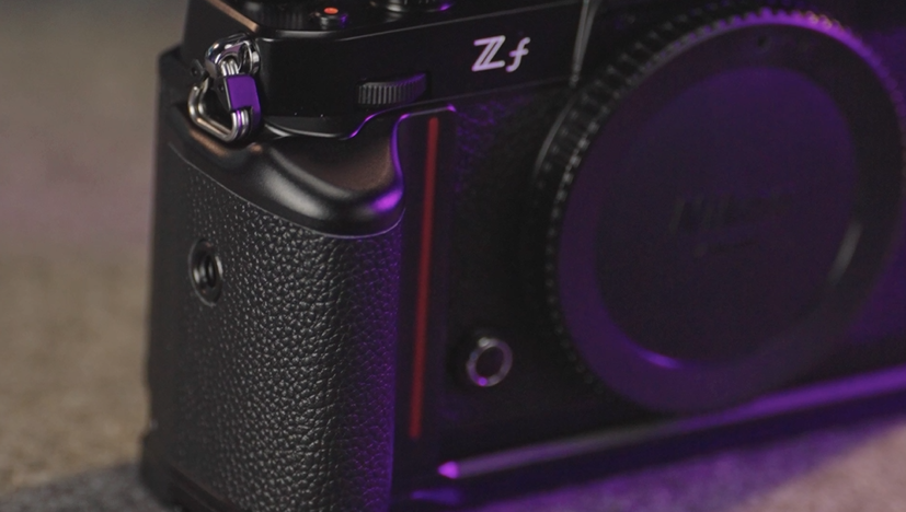 Amazon | NEEWER Zf ハンドグリップ L型グリップ 超薄型レトロフォーム