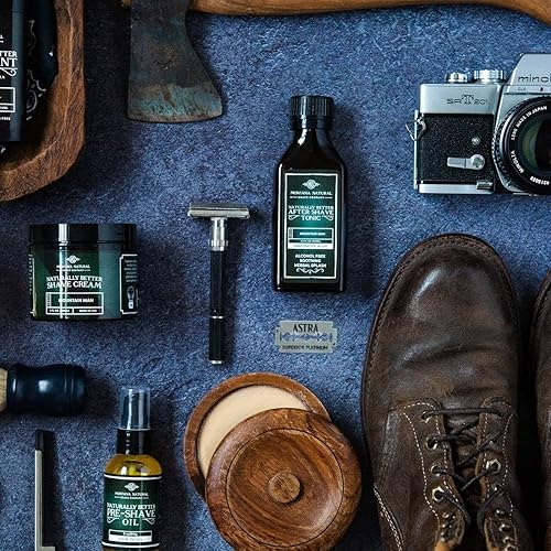 Miniatura 7 de MNSC Wrangler Naturally Better Pump Shave Cream - Afeitado suave, fórmula hipoalergénica para piel sensible, piel más suave, evita rasguños, cortes