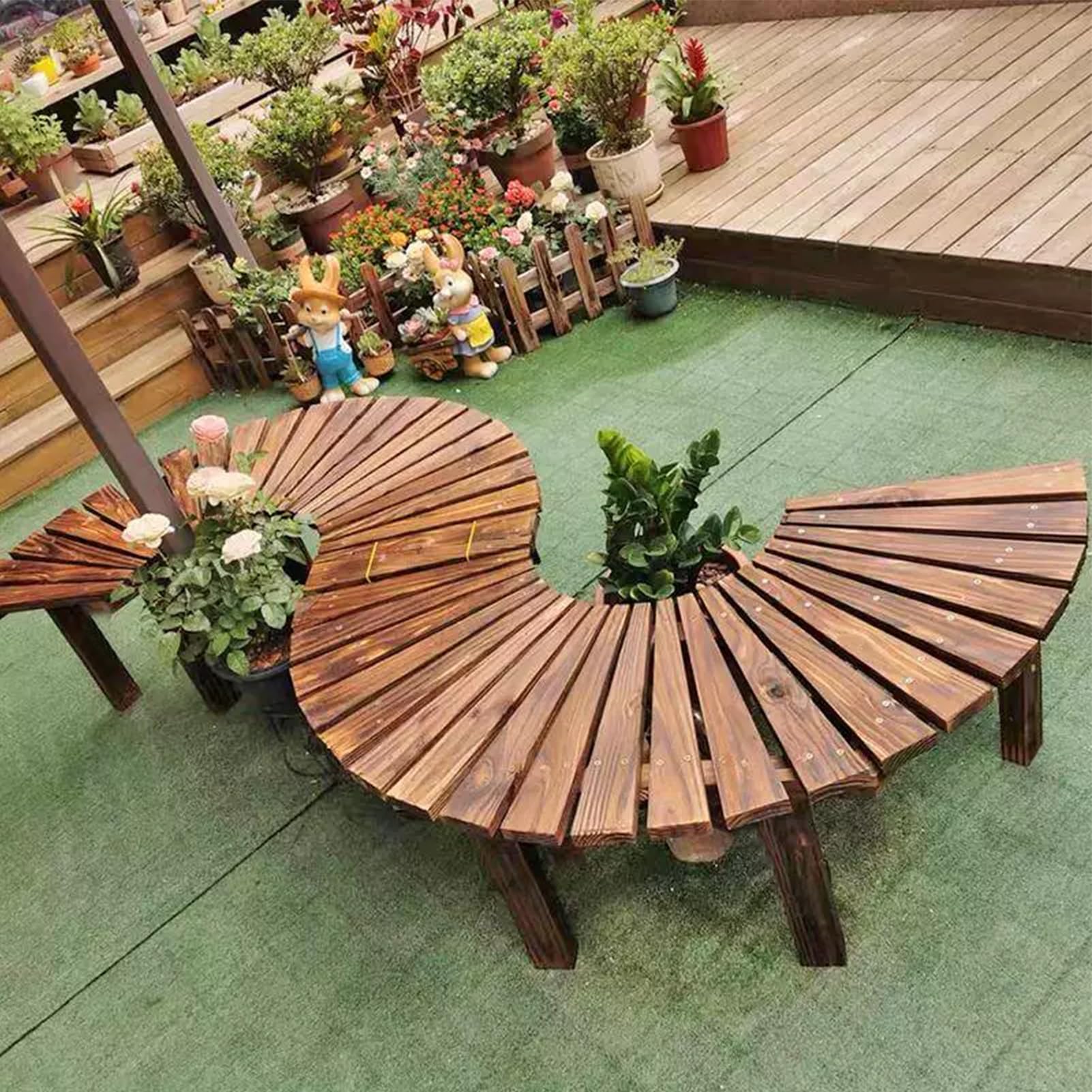 Banco de árbol de madera que soluciona la falta de asientos a la sombra en patios y jardines