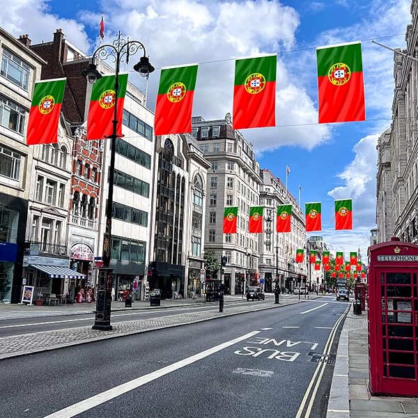 AhfuLife Grande Drapeau Portugal 90×150cm, 1Pcs Drapeau Portugais Double Face avec œillets en Laiton en Polyester pour Euro Football Match Coupe du Monde Sportive et Jardin Bar Intérieur Décoration - 4