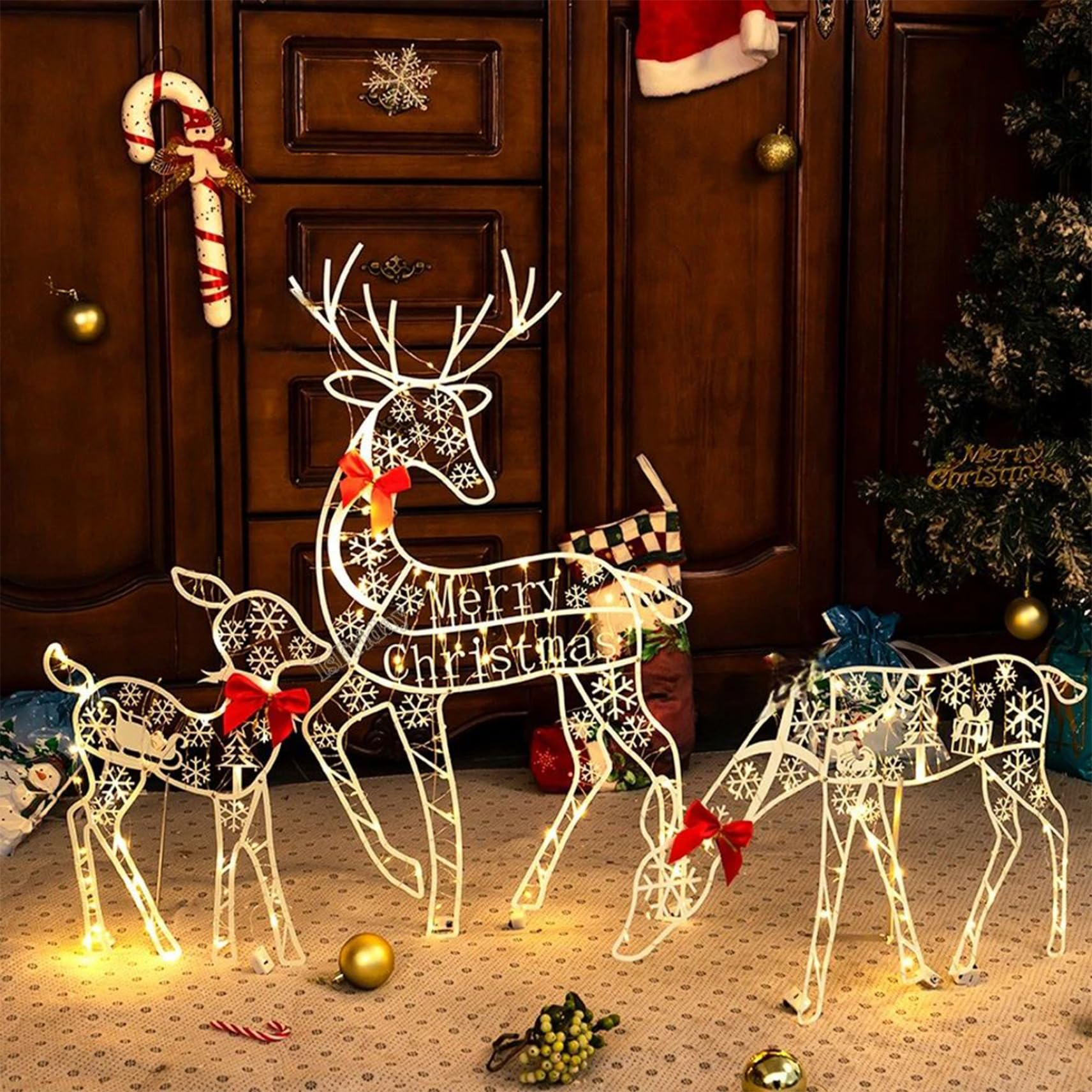 Décoration de Noël en Forme de Renne, Ensemble 3 Rennes Lumineux, Motif Flocon Neige, décoration Noël avec nœud en métal, alimenté par Batterie, LED Blanc Chaud pour intérieur e