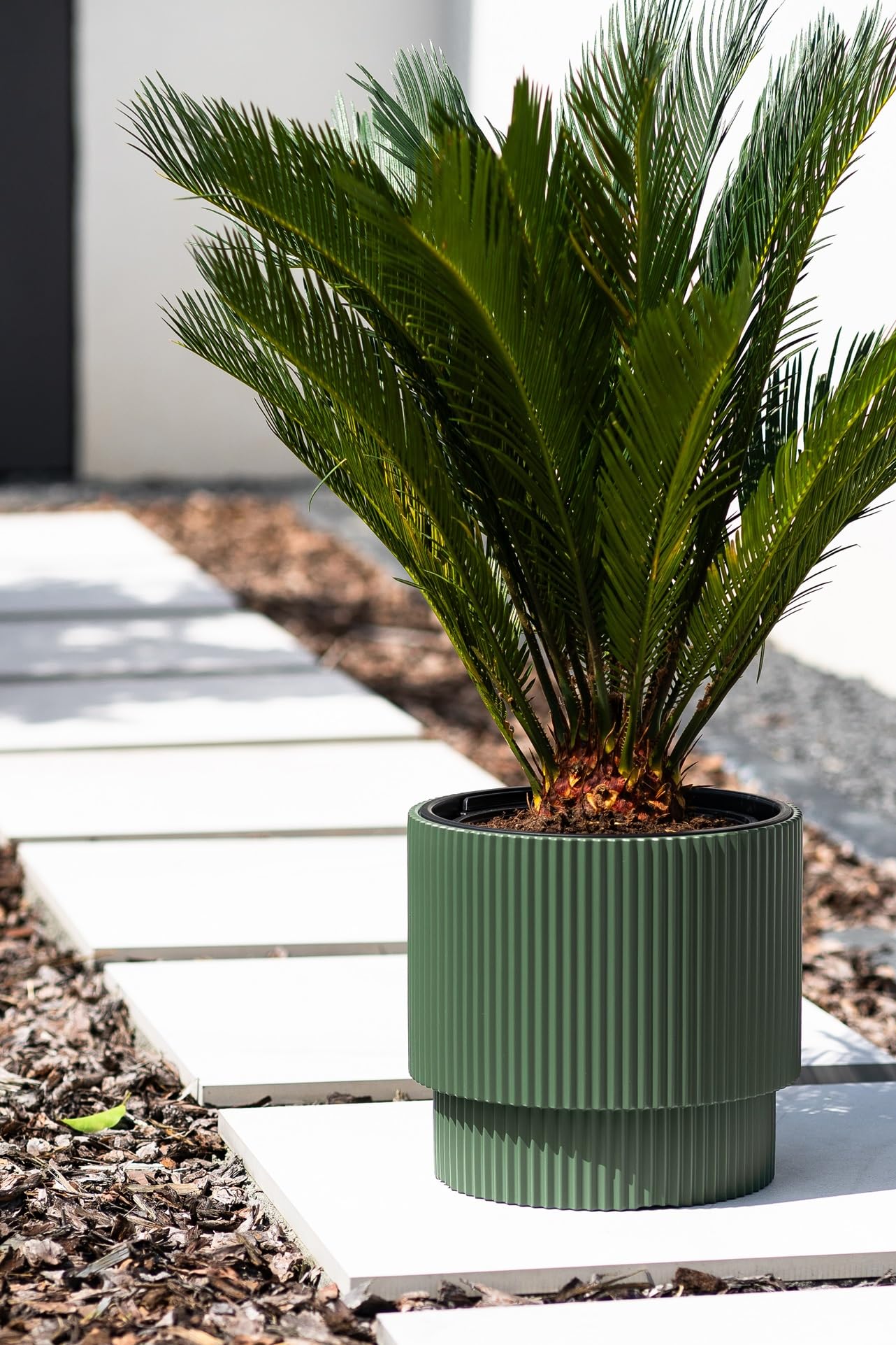 Tymar Pot de Fleurs avec Insert, Pot de Fleurs en Plastique, jardinière, Grand Pot de Plantes (DBMIN Grau,ø 40 cm)