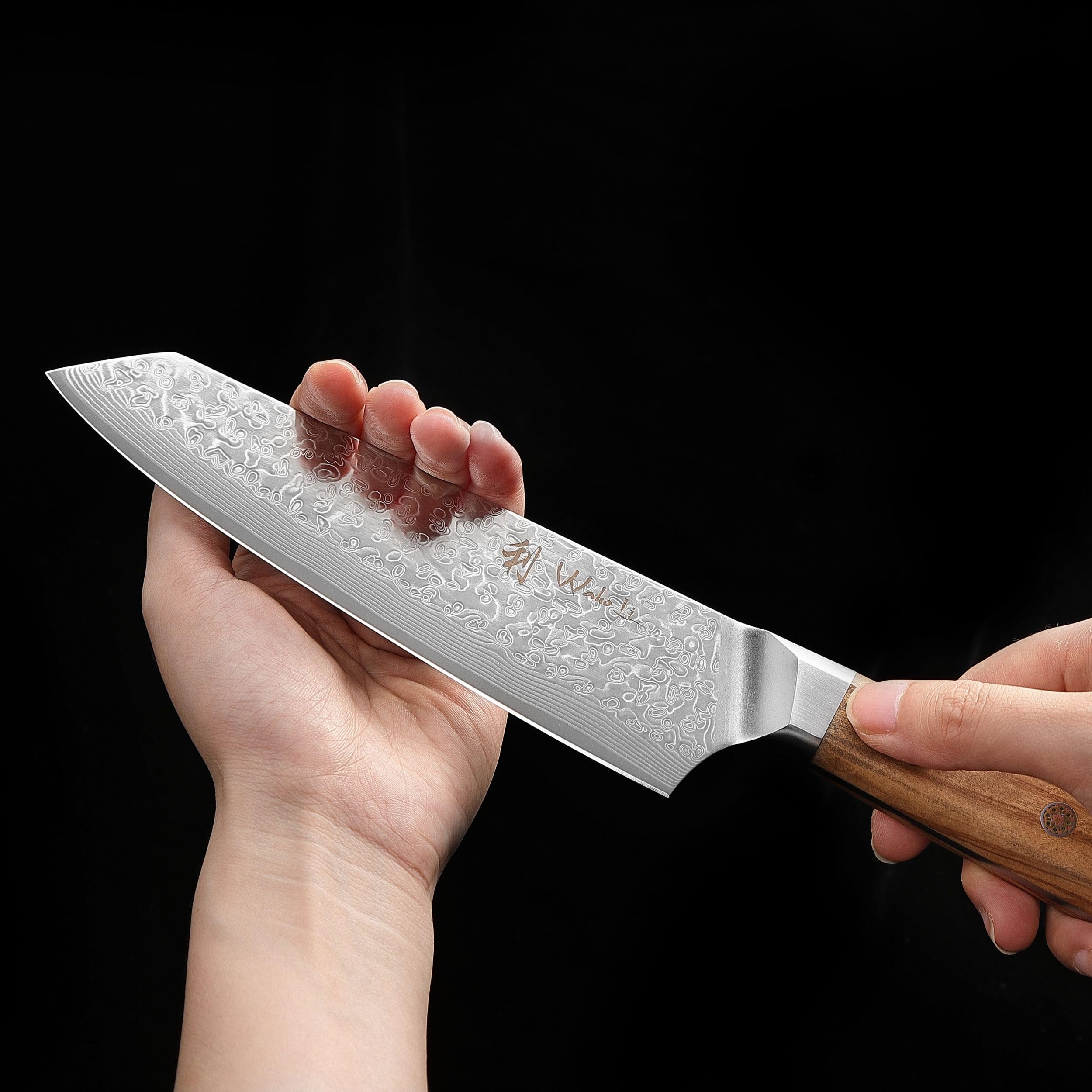 Wakoli Oribu Kiritsuke Messer mit 18 cm Klinge, scharfes Damast Kochmesser aus 67 Lagen mit VG 10 Kern, Full Tang Küchenmesser mit Griff aus Olivenholz in Geschenkbox für präzise Schnitte