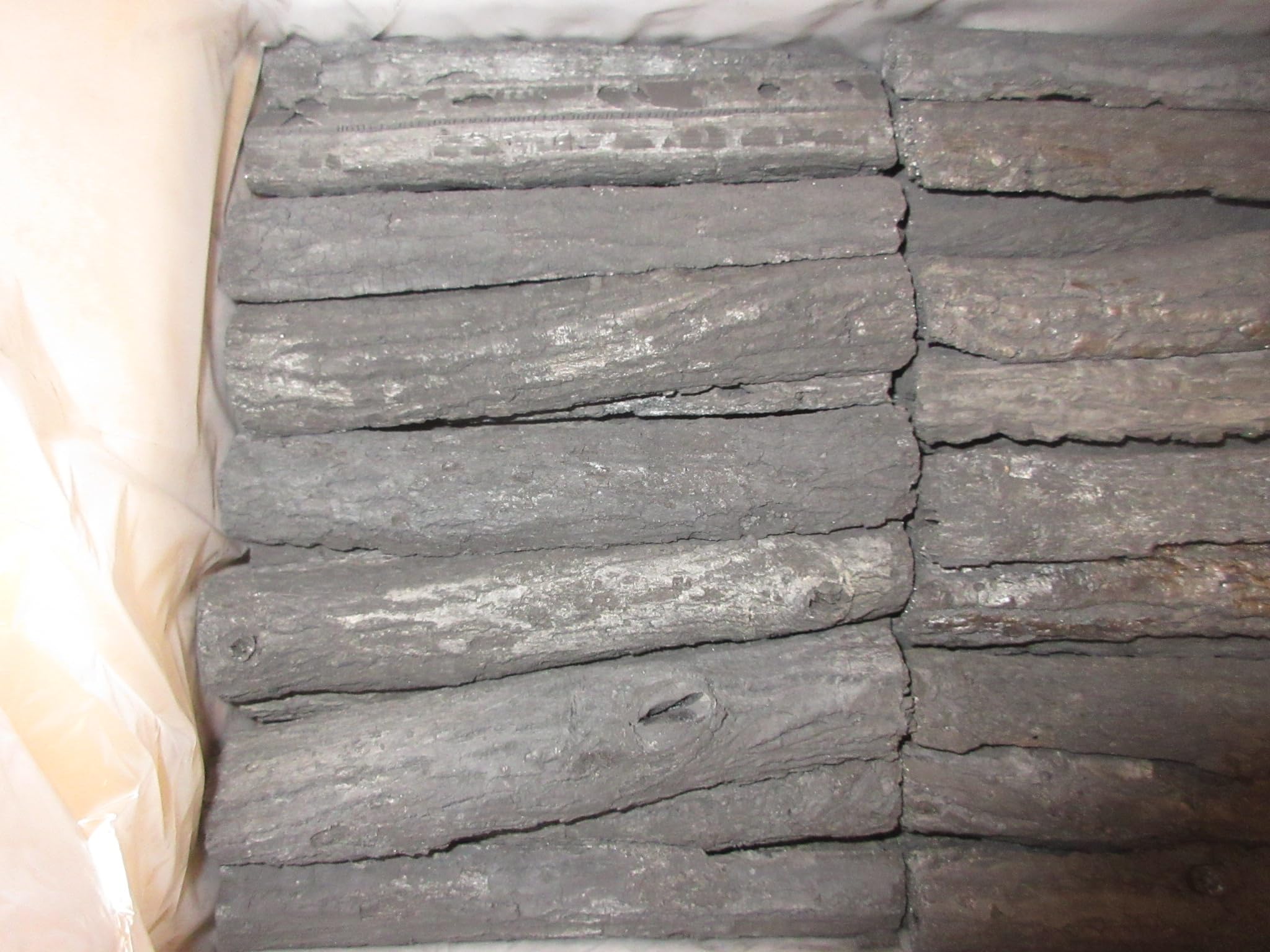 Amazon｜【逢絢亭】茶道具 茶の湯炭 割管のみ 炉用 くぬぎ炭 椚炭 紙箱