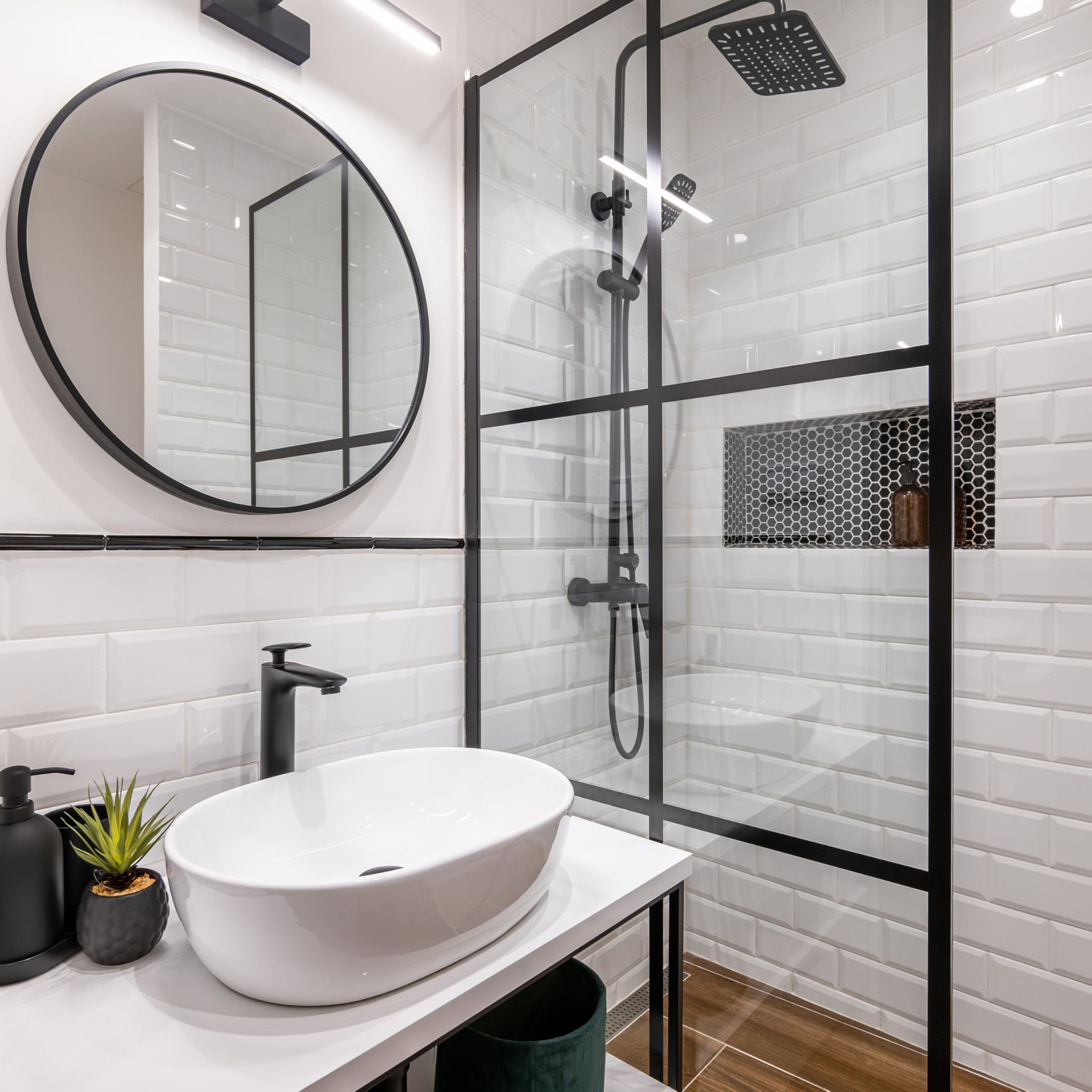 HG Eliminador de Manchas de Humedad, Limpiador de Juntas Negras para Paredes, Azulejos y Silicona en Baños, Cocinas y Exteriores – 500 ml (el embalaje puede variar)