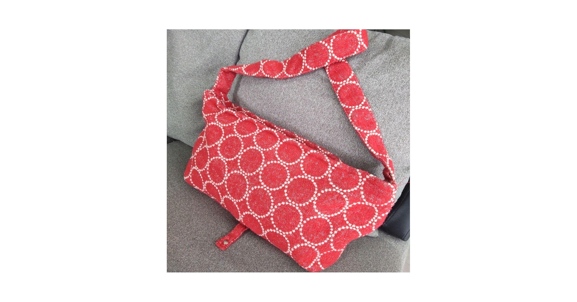 美品　ミナペルホネン　タンバリンショルダーバッグ　レッド mina perhonen ミナペルホネン タンバリン 2wayショルダーバッグ