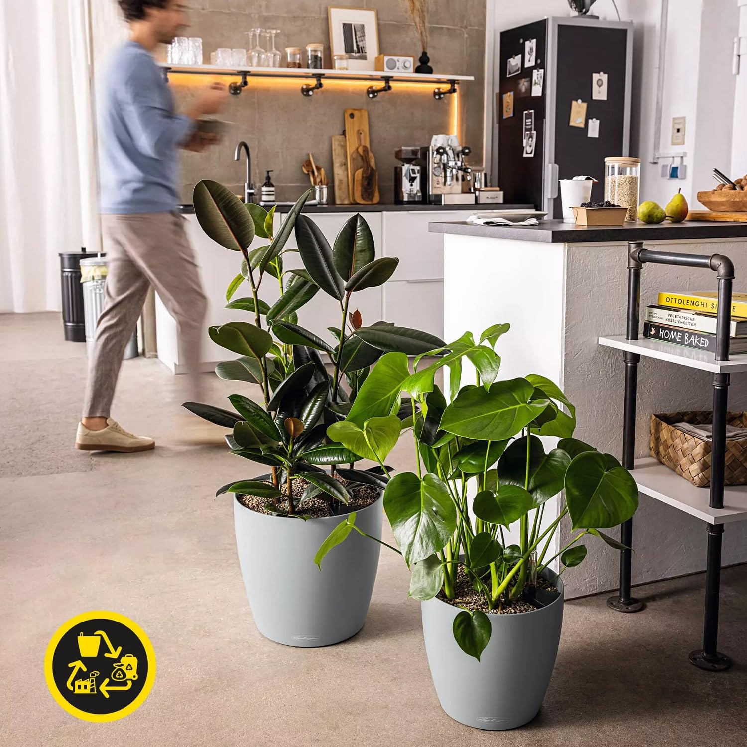Lechuza Classico Color ECO 43 Pot de Fleurs en Plastique PCR à arrosage Automatique avec indicateur de Niveau d'eau Gris foncé 42 x 39,5 cm 33 l