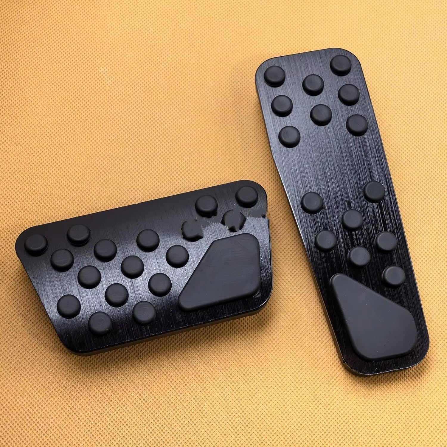 Car Pedal Pad Replacement for Dodge for Challenger for Charger for Chrysler 300/300C 2011-2023 Foot Brake Gas Accelerator Pedal Pad Cover Set