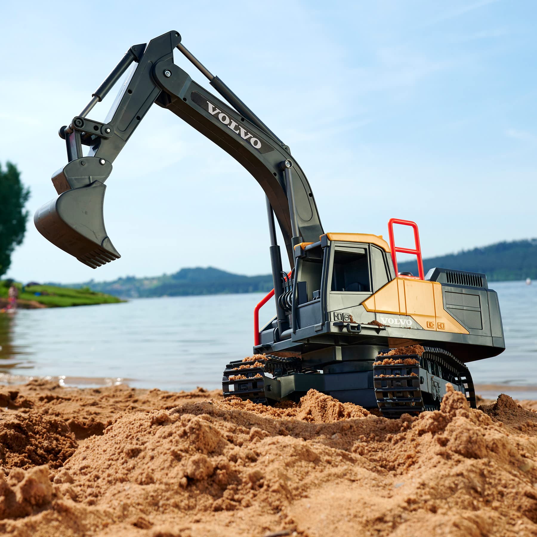 Dickie RC Volvo Mining Excavator 203729018ONL