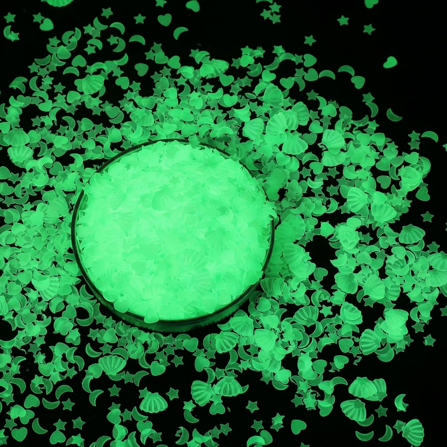 Star Glitter Glow in The Dark 20g/0.7oz 3mm Glow in The Dark Glitter Tiny Moon/Seashell/Heart/Stars Flakes Luminous Sequins Holographic Resin Art Craft Glitters for Nail Art Slime Supply Scrapbook