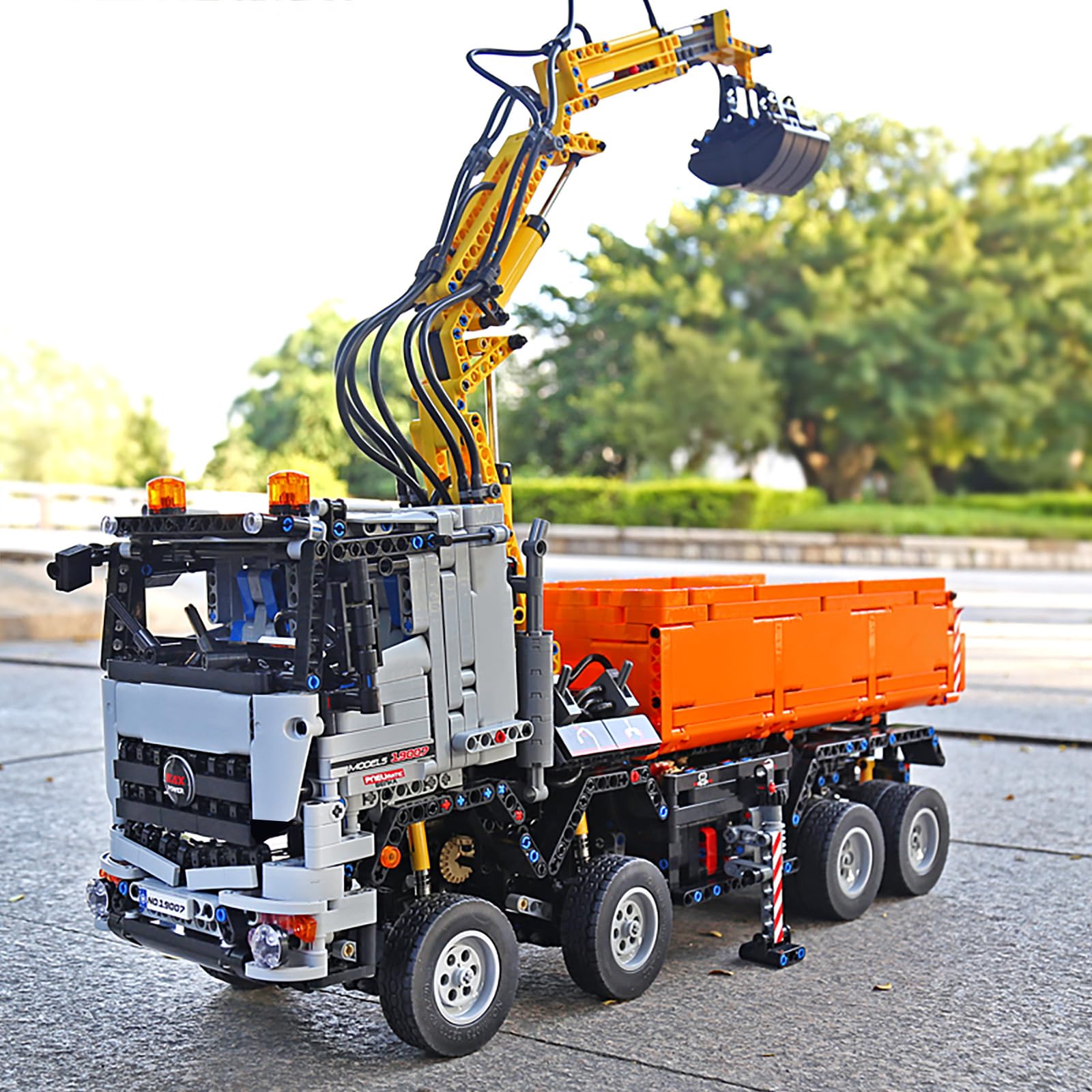 Mould King 19007 Technik Kran Pneumatischer LKW Bausteine, Engineering Truck mit Fernsteuerung und Motoren, 2819 Teile groß MOC Fernbedienung Auto Klemmbausteine Bricks Spielzeug
