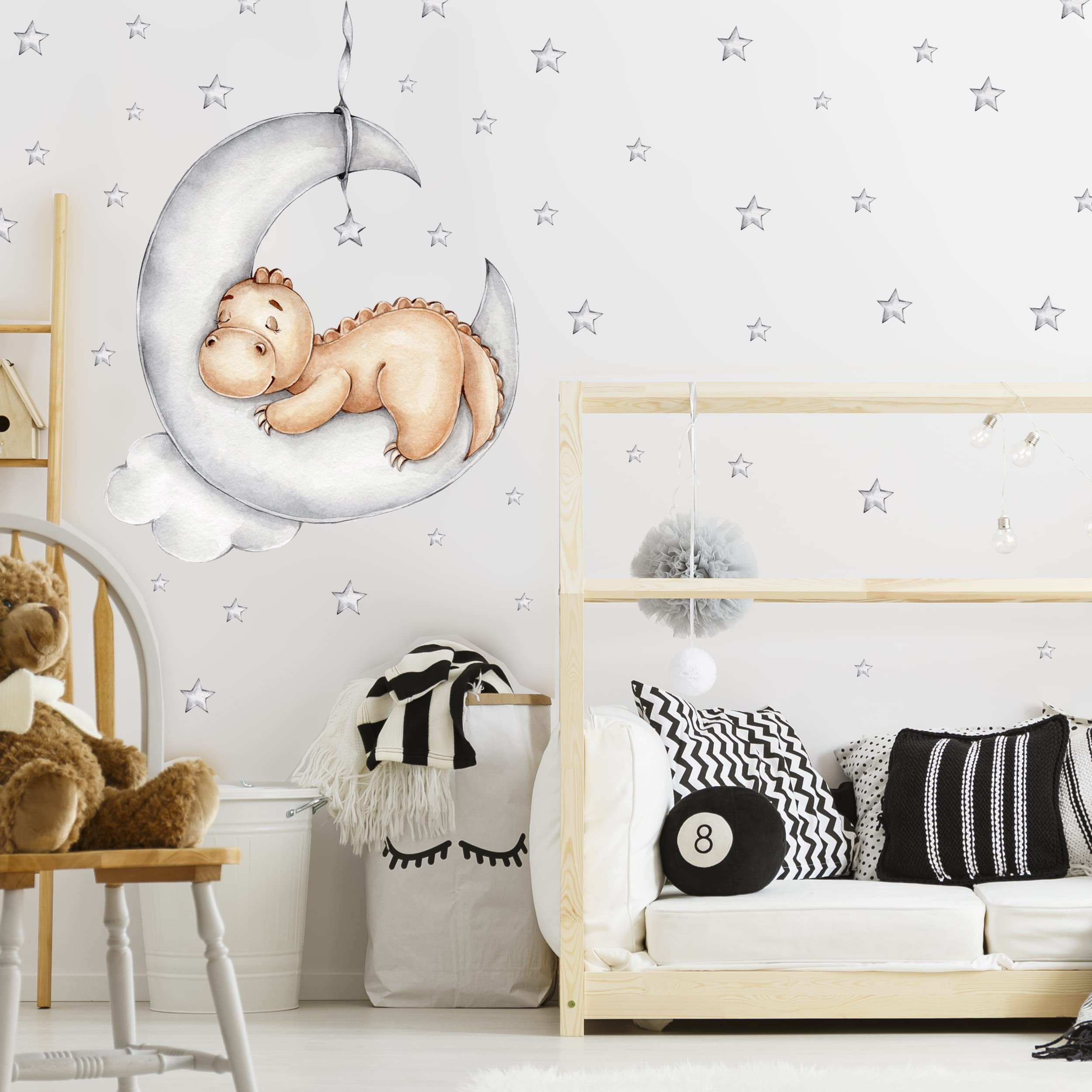 WANDKIND Dino auf dem Mond Wandtattoo V323 | handgezeichnet | AUFKLEBER Kindergarten | Wandsticker Kinderzimmer Dinosaurier mit Sterne Wolken Baby Saurier (100 x 132 cm)