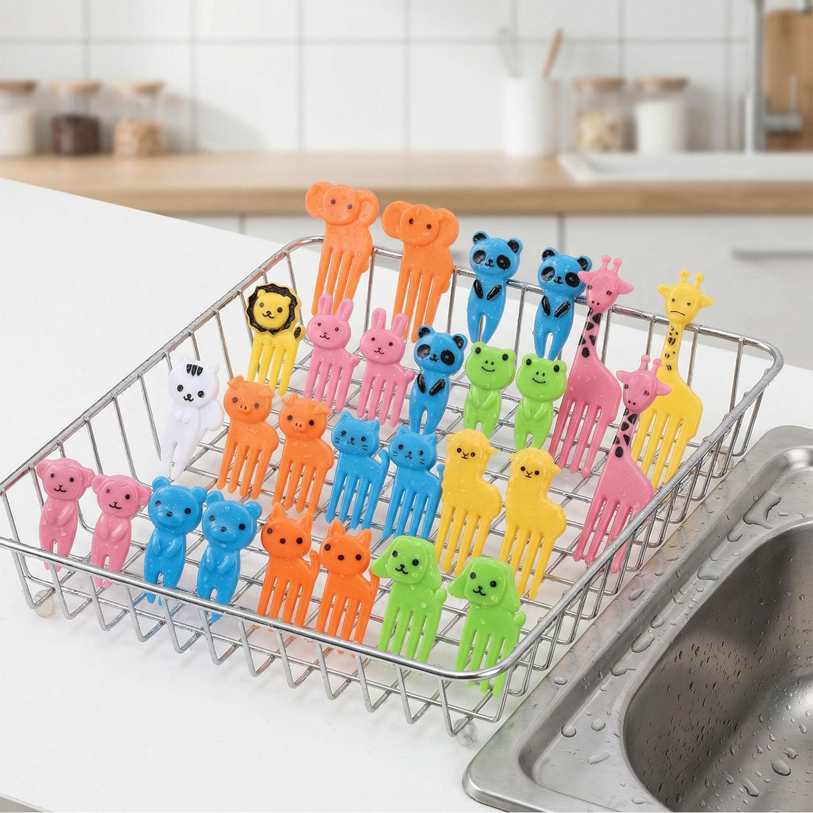 30 Pièces Fourchettes à Fruits Enfants, Fourchettes à Fruits Animaux en Plastique, Mini Fourchette à Fruits Bento de Dessin Animé, Accessoires de Pics à Gâteaux Alimentaires pour Dessert, Mixte