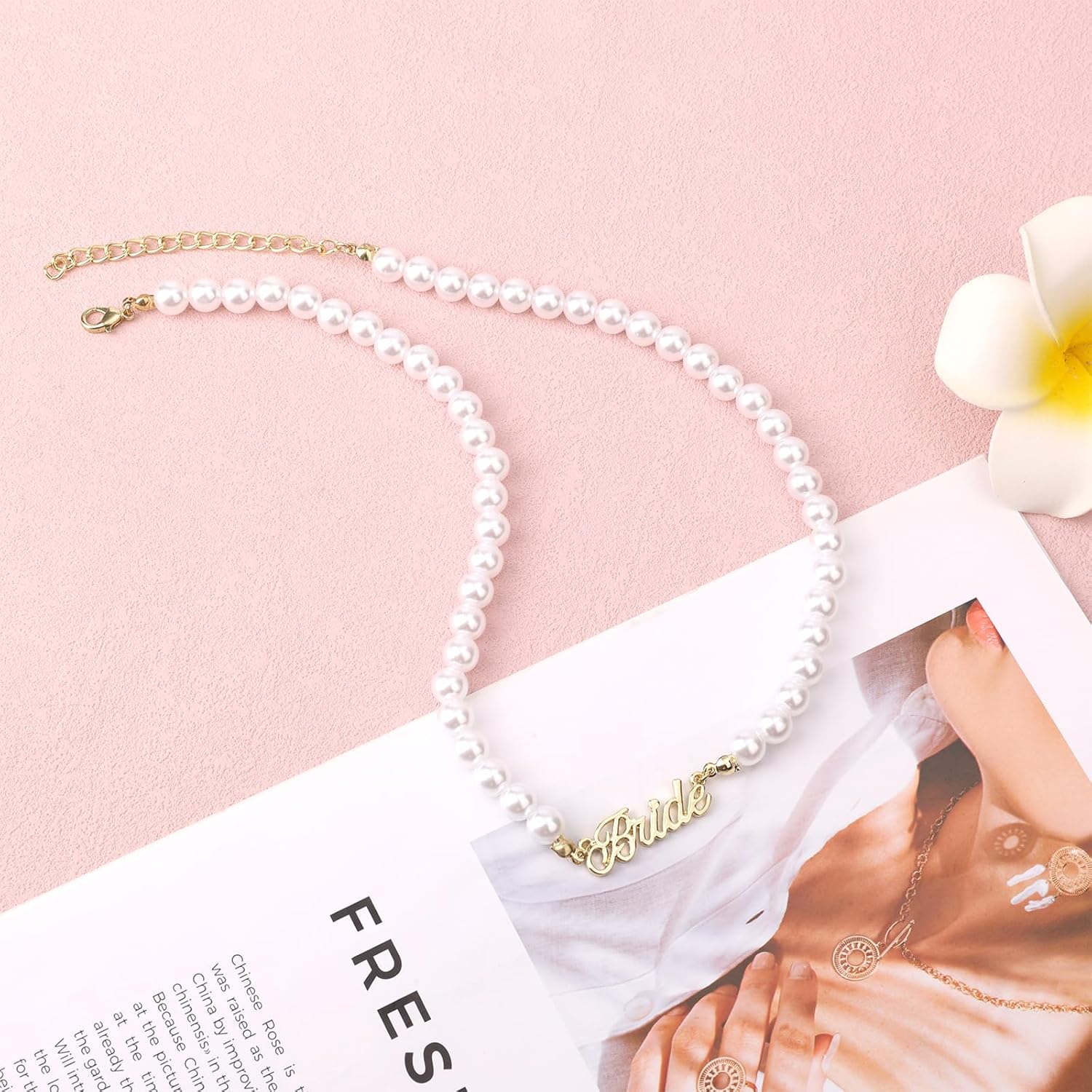 Bride Pearl Beaded Necklace with Extension Chain, Adjustable Pearl Strand Necklace Wedding Gifts Bride Gold Nameplate Attractive Bride Pearl Jewelry Favors for Bridal Shower Party Decorations