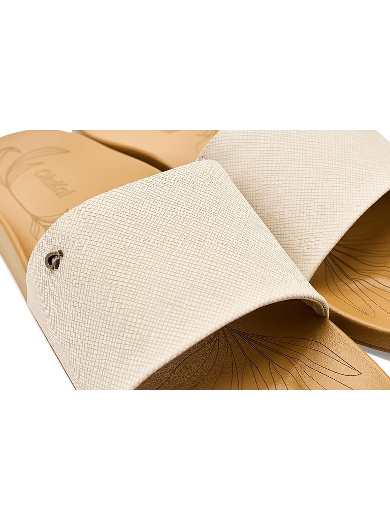 Taupe OluKai Kipe'a Pono