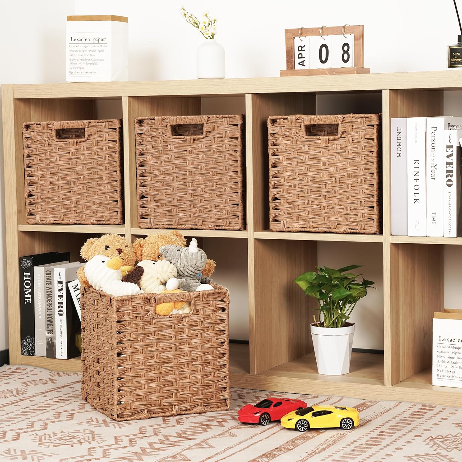 DULLEMELO Wicker Storage Cubes - Foldable Wicker Baskets Set of 4, 11x11x11 inch for Organizing Closet, Clothes, Toys - Brown