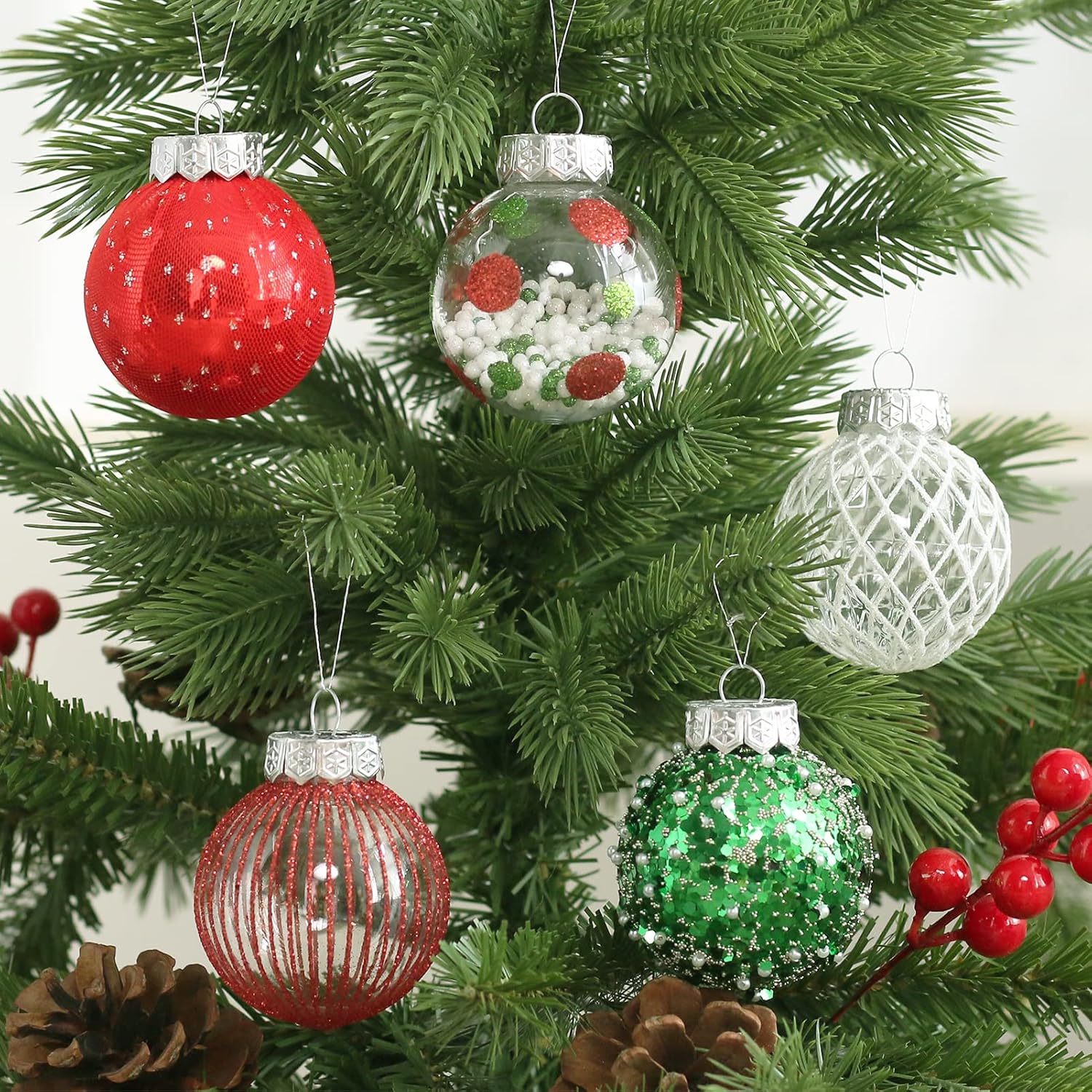 25PCS Christmas Ornaments Set, 2.36/6CM Assorted Clear Plastic Shatterproof Ball Hanging Ornaments for Xmas Tree Decorations, for Indoor Home Holiday Decor - Red/Green/White.