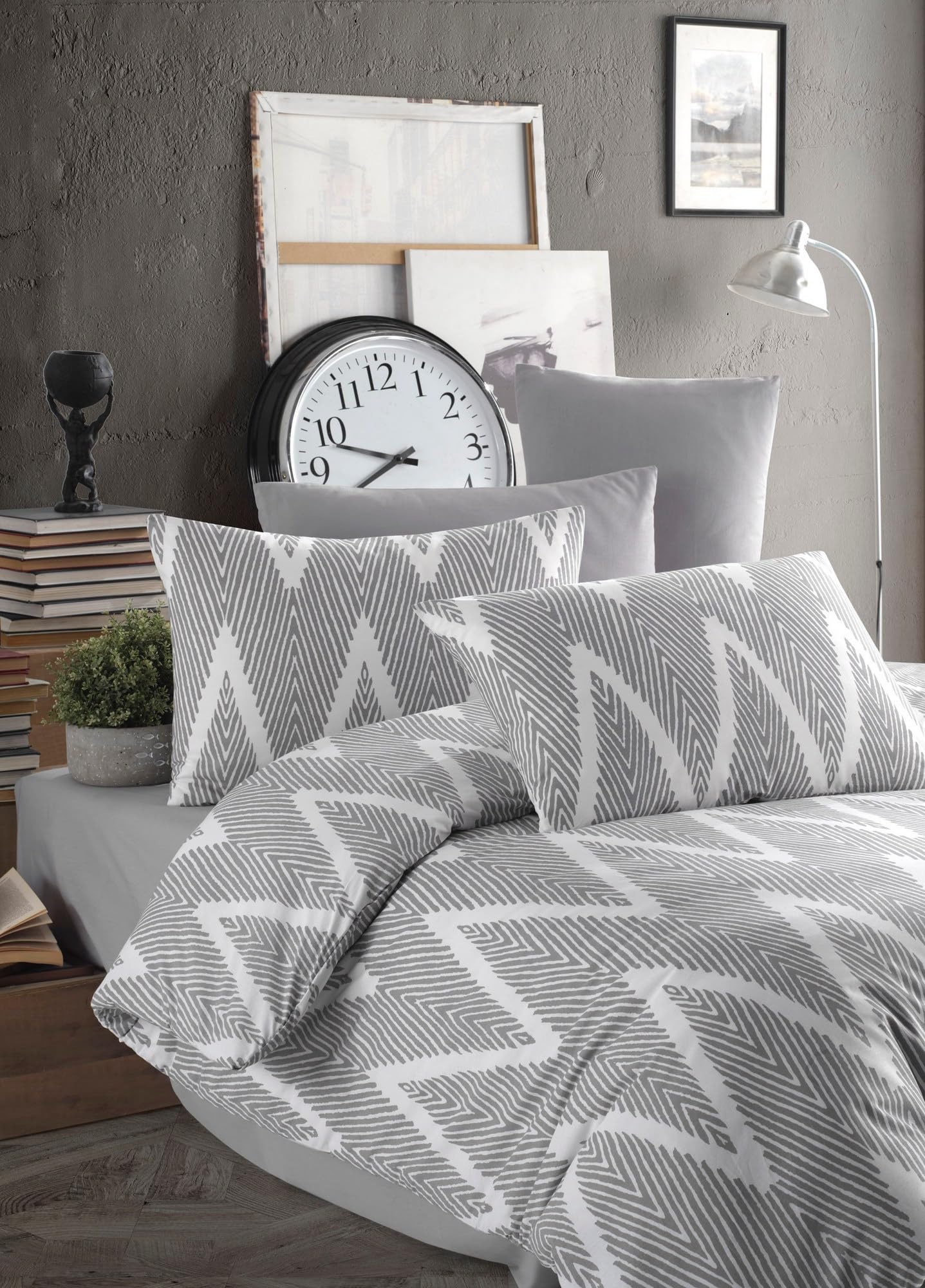 Nuit Des Rêves Grey / White Xxl Quilt Cover Set (155 X 220 Cm), &, 65% Cotton/35% Polyester, Machine Washable, 120 Thread Count, Button & Envelope Closure, Cosy & Stylish Bedding