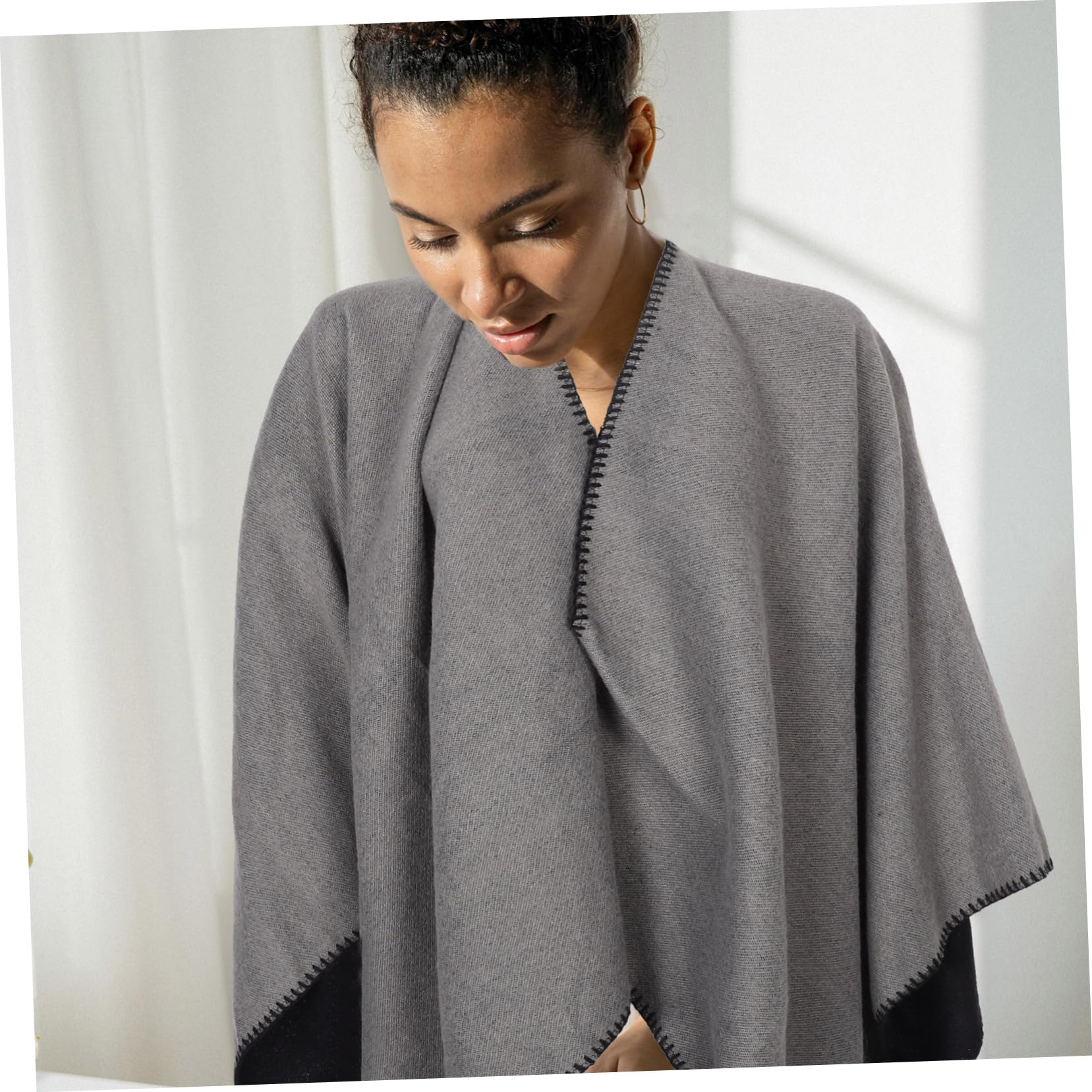 Veemoon Poncho Femme Hiver Double Face Style Nordique en Laine Imitation, Châle Réversible Épais et Chaud, Écharpe Élégante pour Femmes, Multi-usage et Confortable