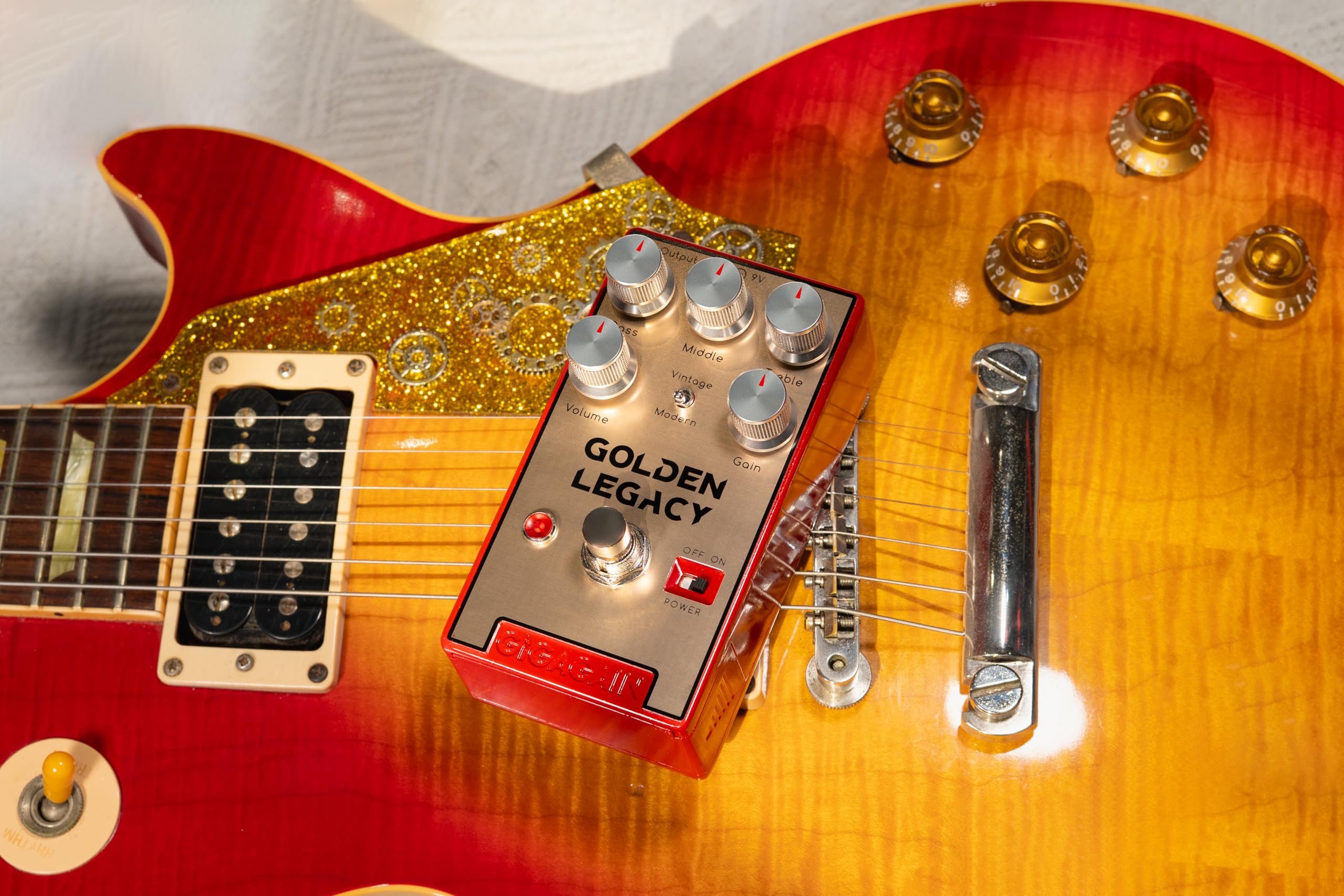 GP05 Golden Legacy Distortion – pedale chitarra, distorsione rock classica, da crunch caldo a gain alto, suono tipo ampli, risposta dinamica, true bypass, compatto in metallo