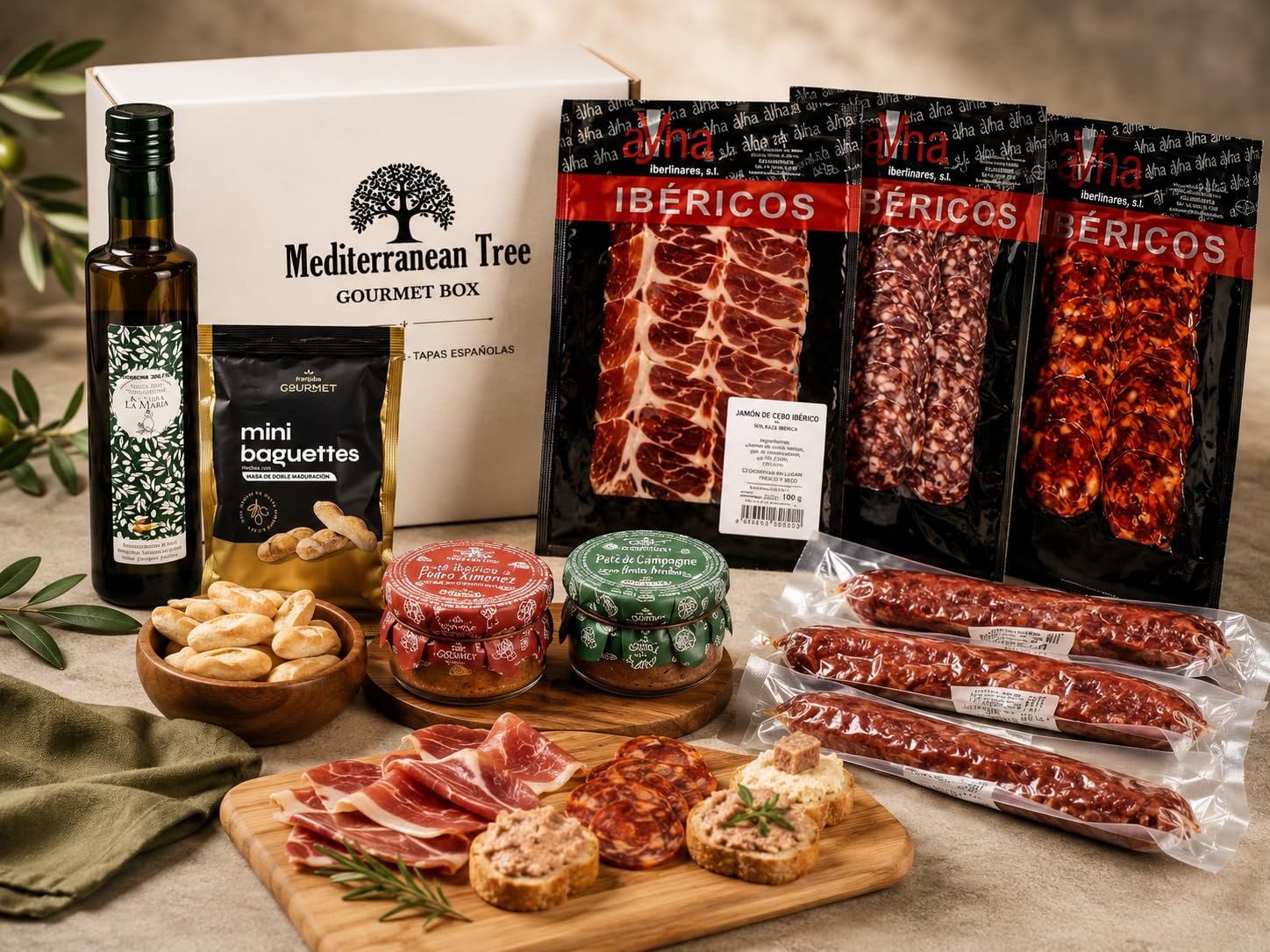 Caja Cesta Gourmet Regalo - Lote embutidos Ibericos salchichón chorizo y jamon + Pate Iberico de Trufa y Pedro Ximenez + 3 piezas Fuets +Aceite Oliva Virgen Extra + Picos Artesanos