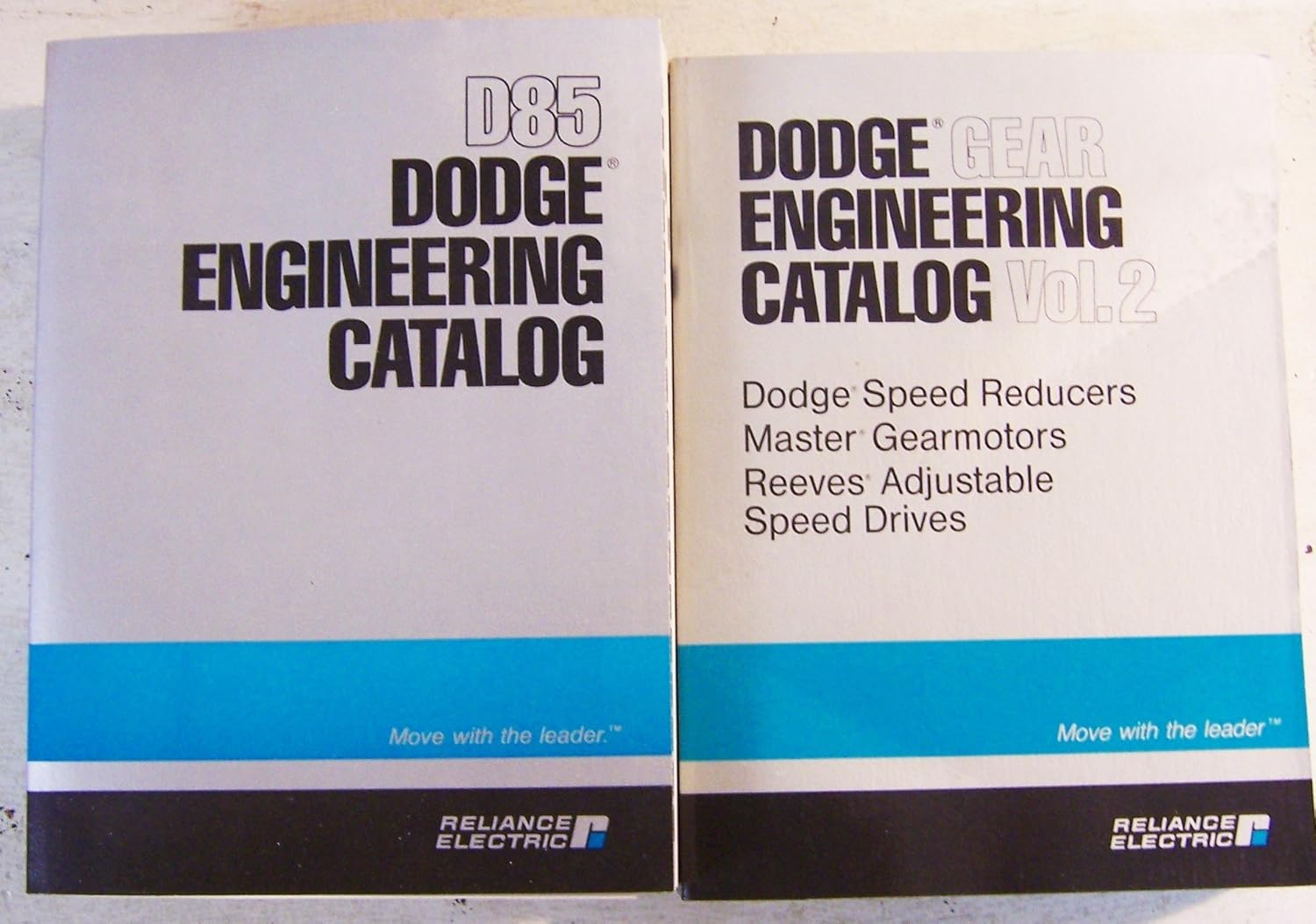 Dodge Engineering Catalog D85 unknown author Books
