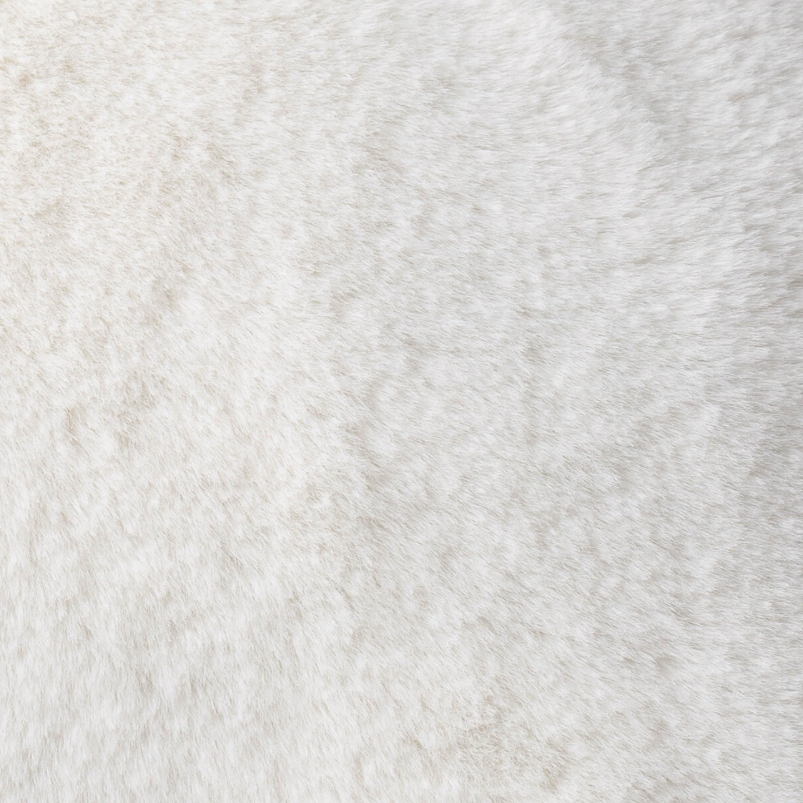 furn. Kallu Kissen mit Polyesterfüllung aus Kunstfell – weiches, Flauschiges Dekokissen mit Oxford-Kante (Ecru – 55x55cm)